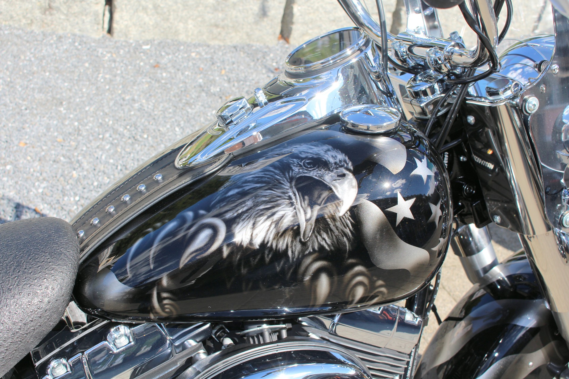 HARLEY-DAVIDSON FLSTC Softail Heritage Classic ABS-showroom-element-2