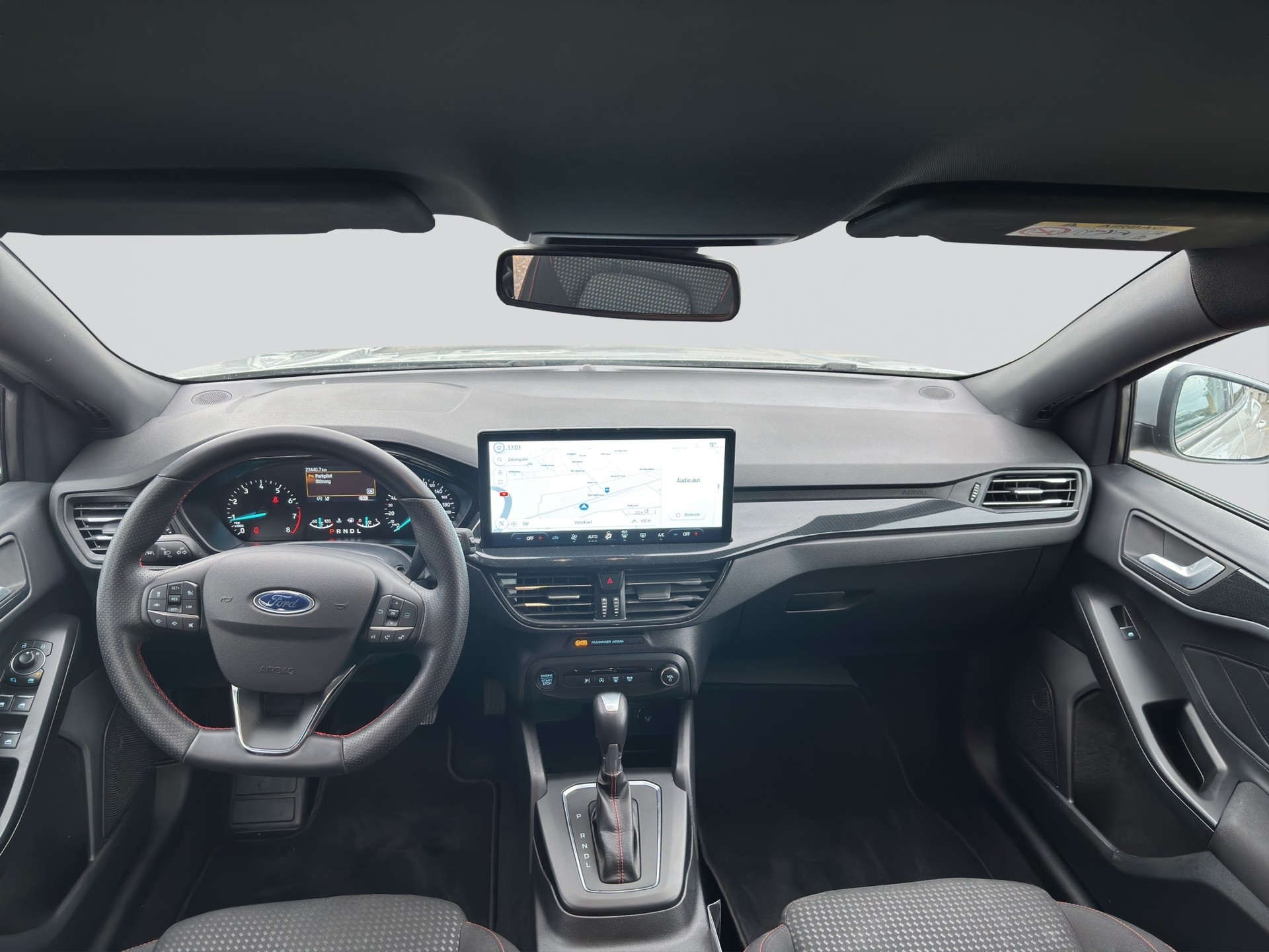 FORD Focus 1.0 MHEV ST-Line Automat-image-12