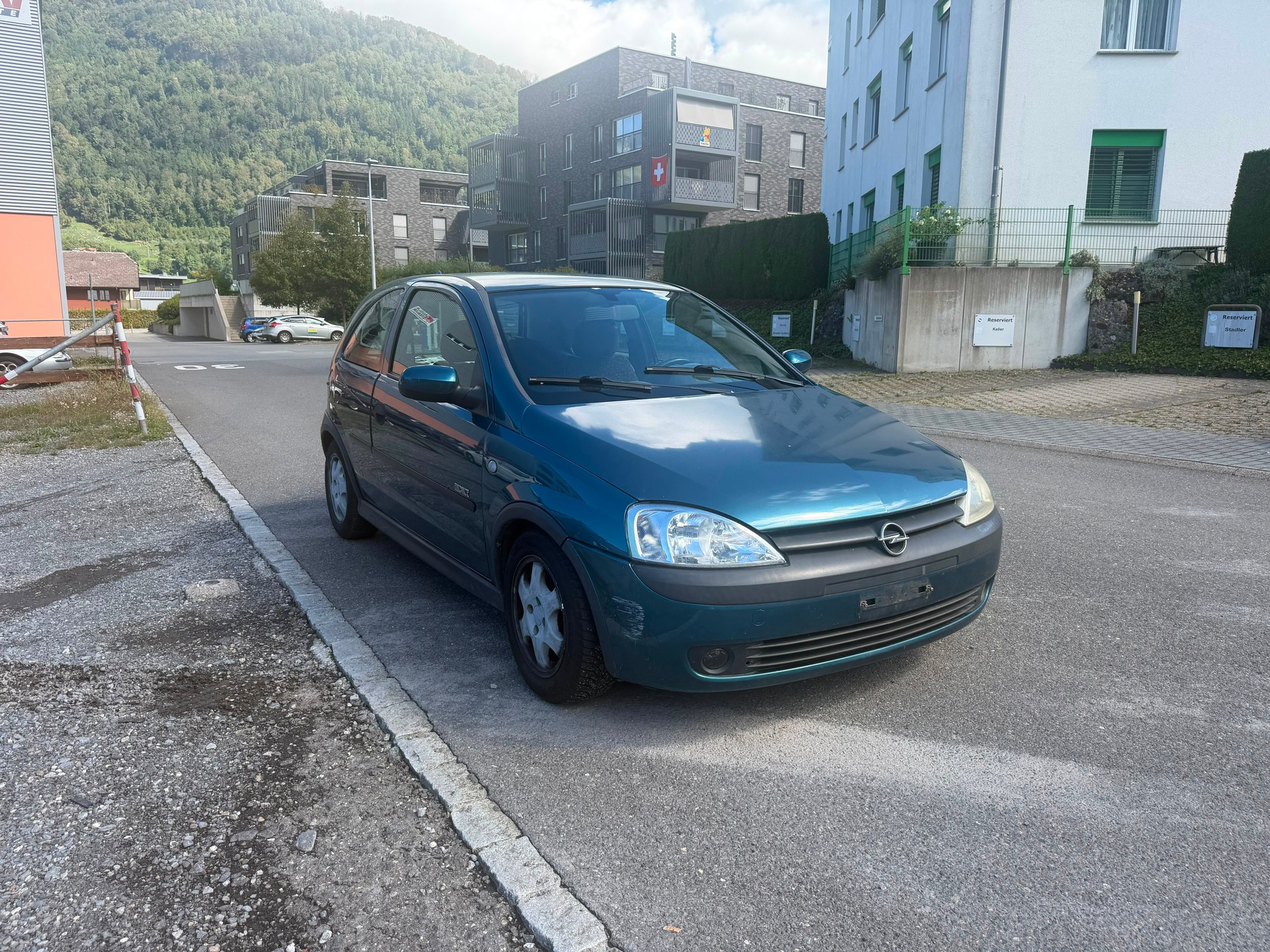 OPEL Corsa 1.4 16V Elegance-image-0