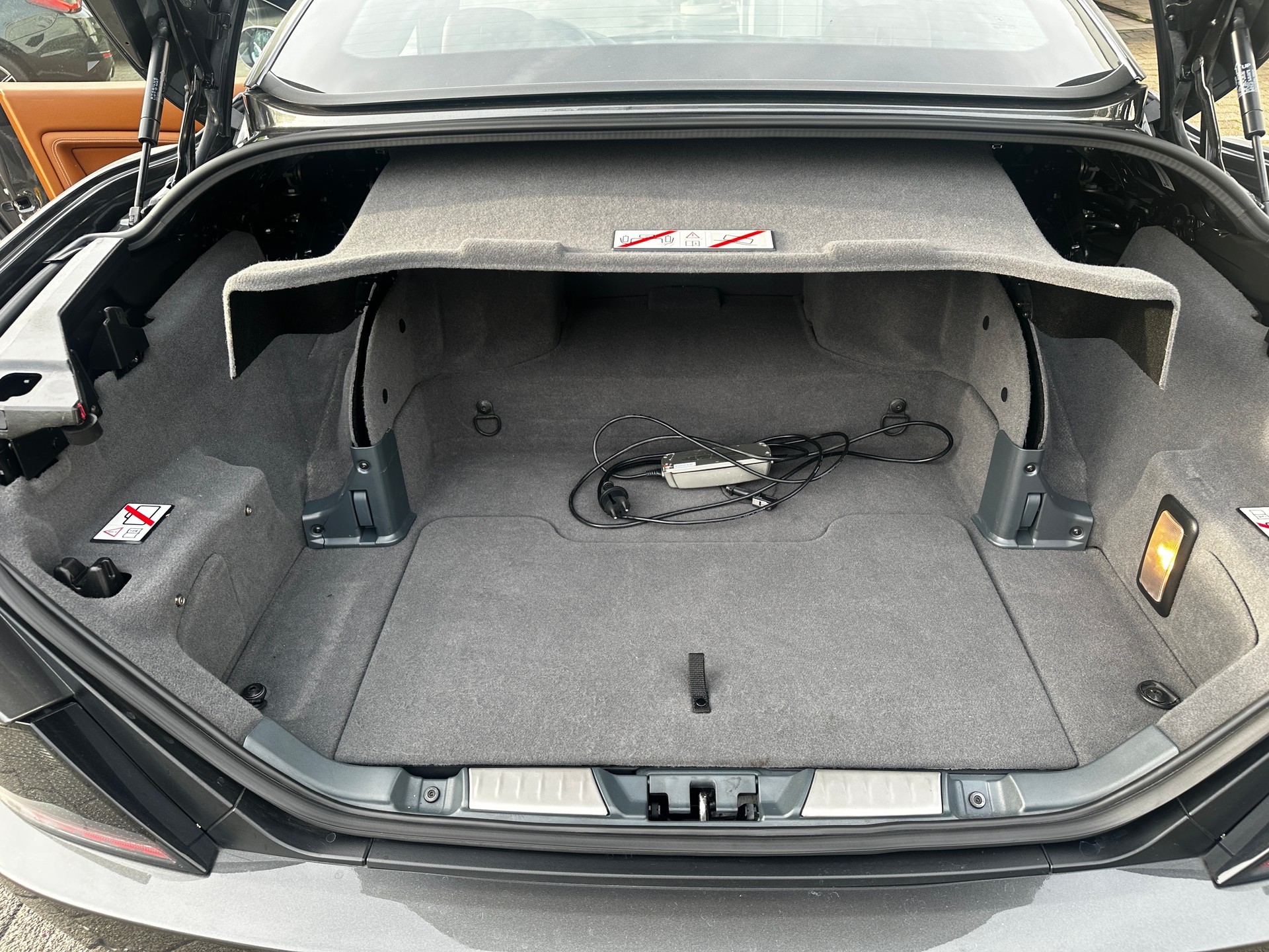FERRARI California 4.3 V8-image-13