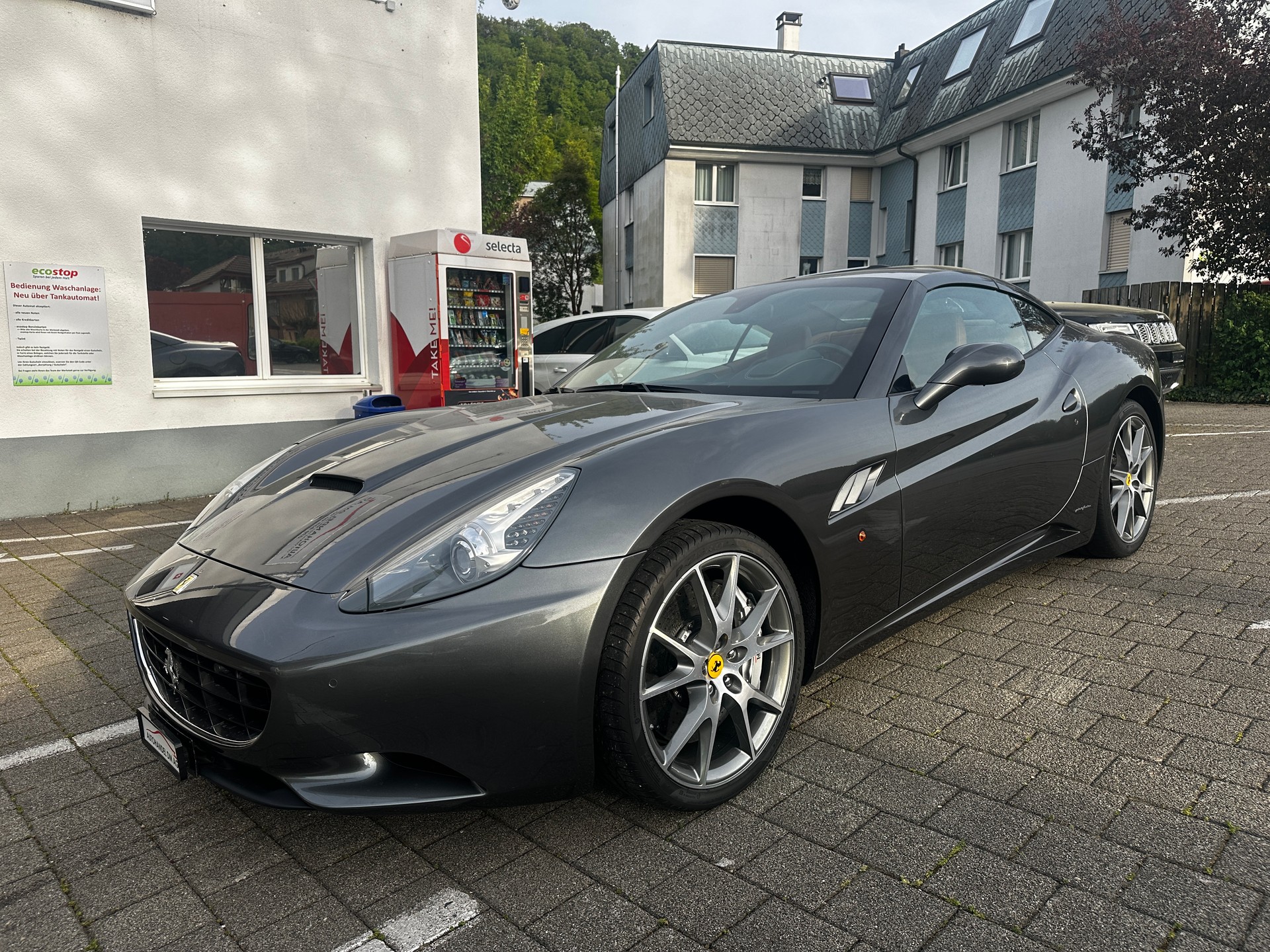 FERRARI California 4.3 V8-image-14