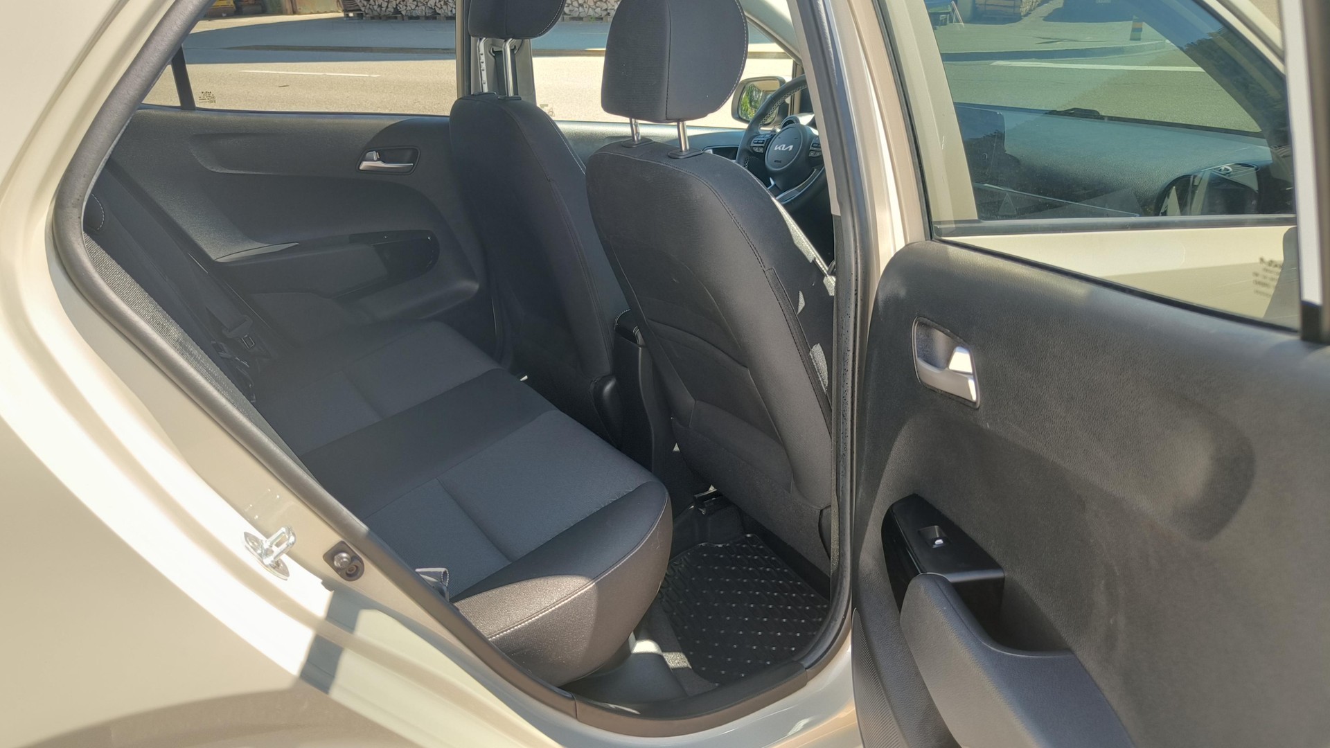 KIA Picanto 1.2 CVVT Power AMT-image-7