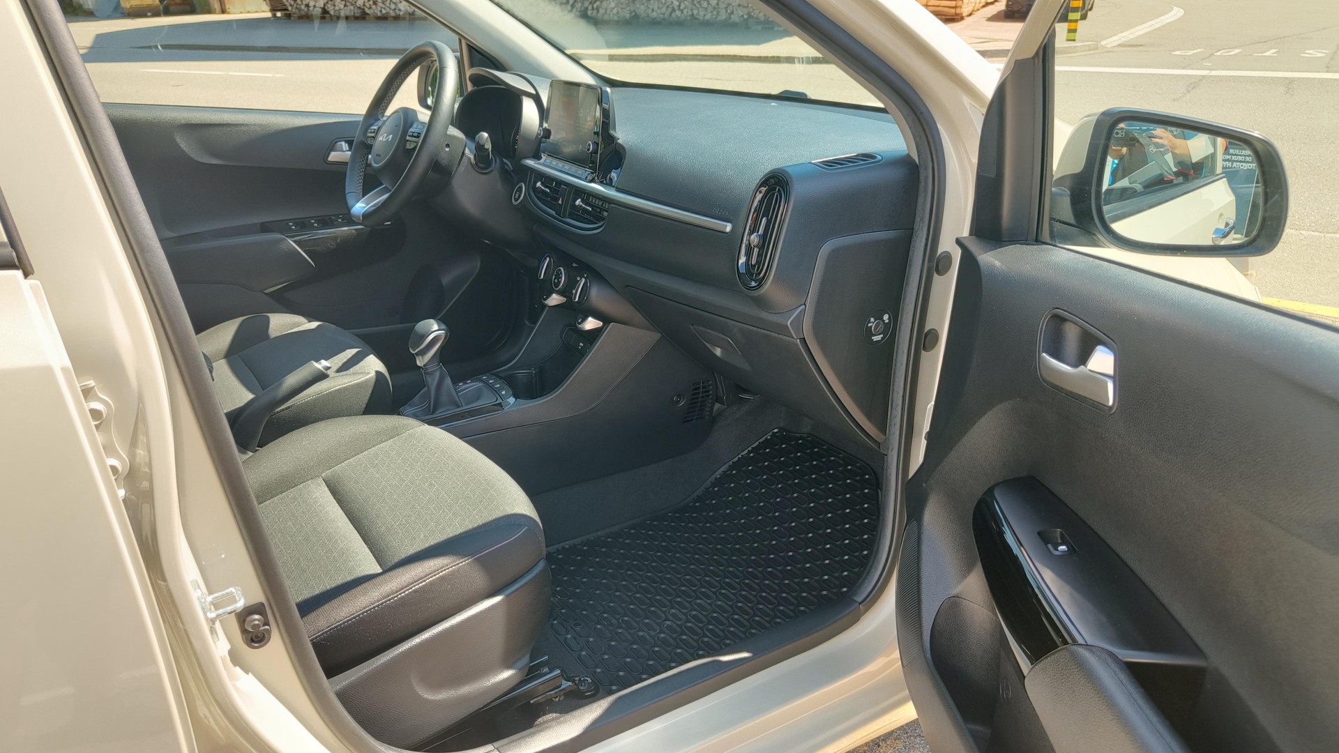 KIA Picanto 1.2 CVVT Power AMT-image-6