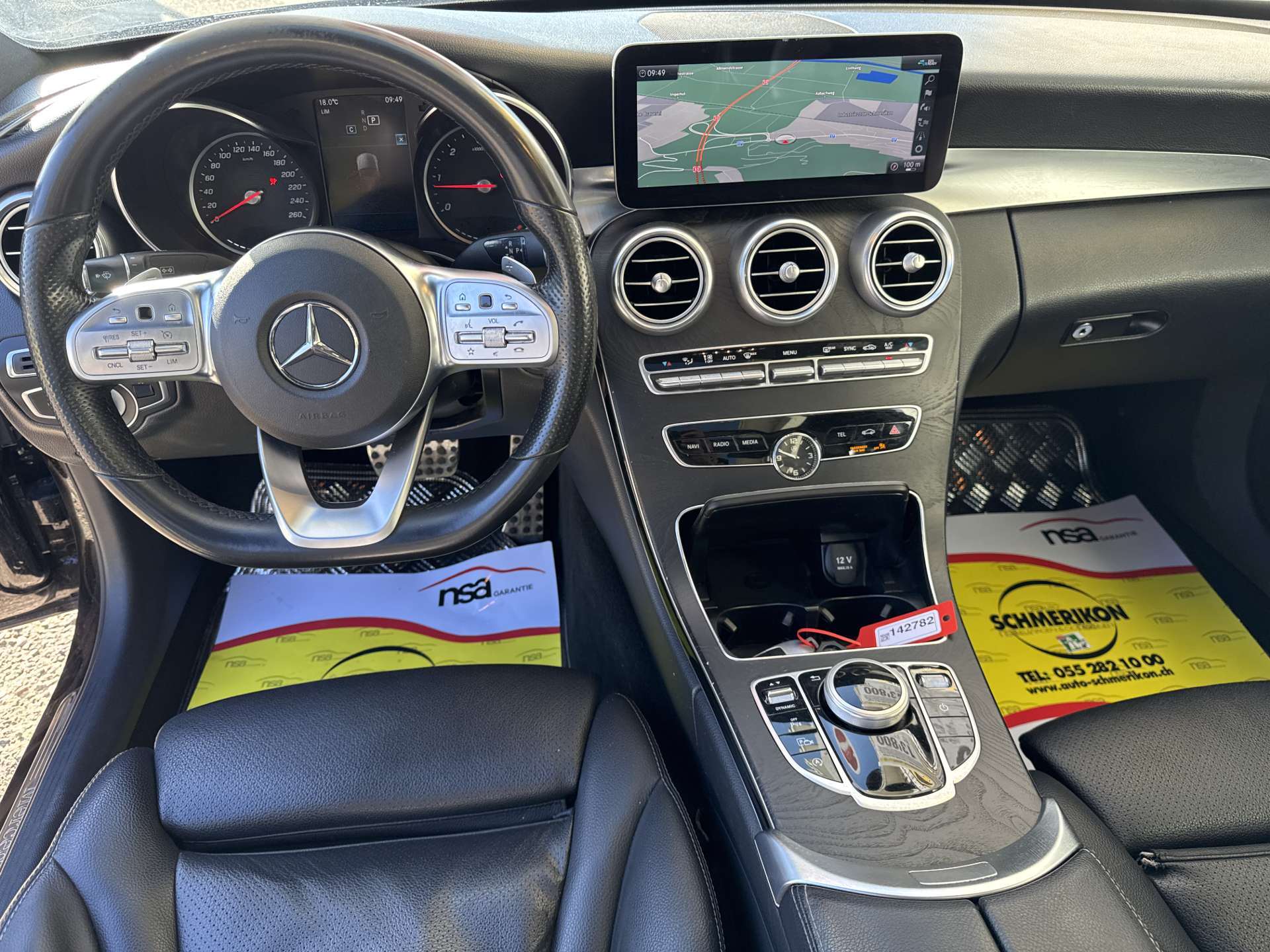 MERCEDES-BENZ C 220 d AMG Line G-Tronic Automat-image-12
