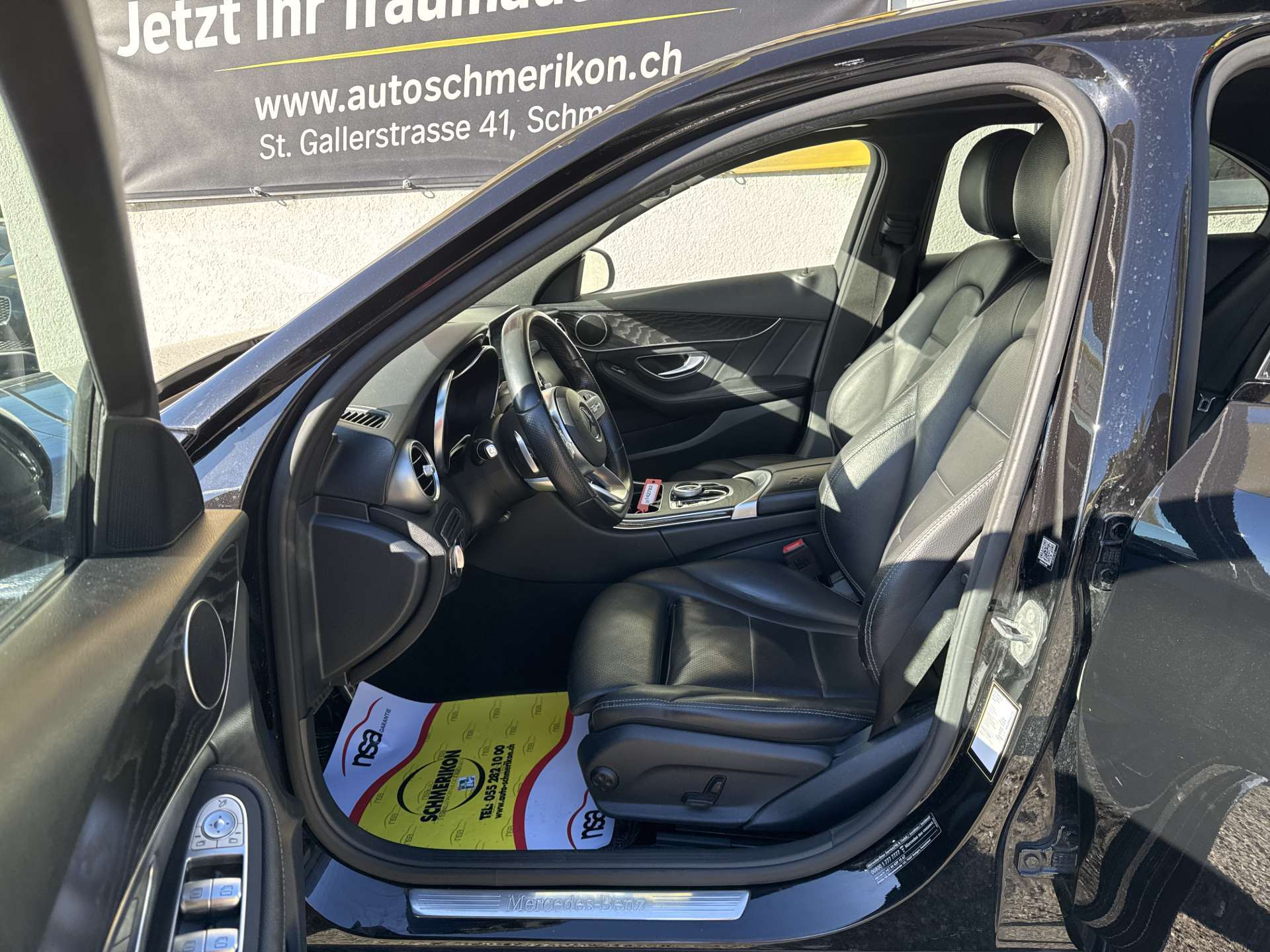 MERCEDES-BENZ C 220 d AMG Line G-Tronic Automat-image-6