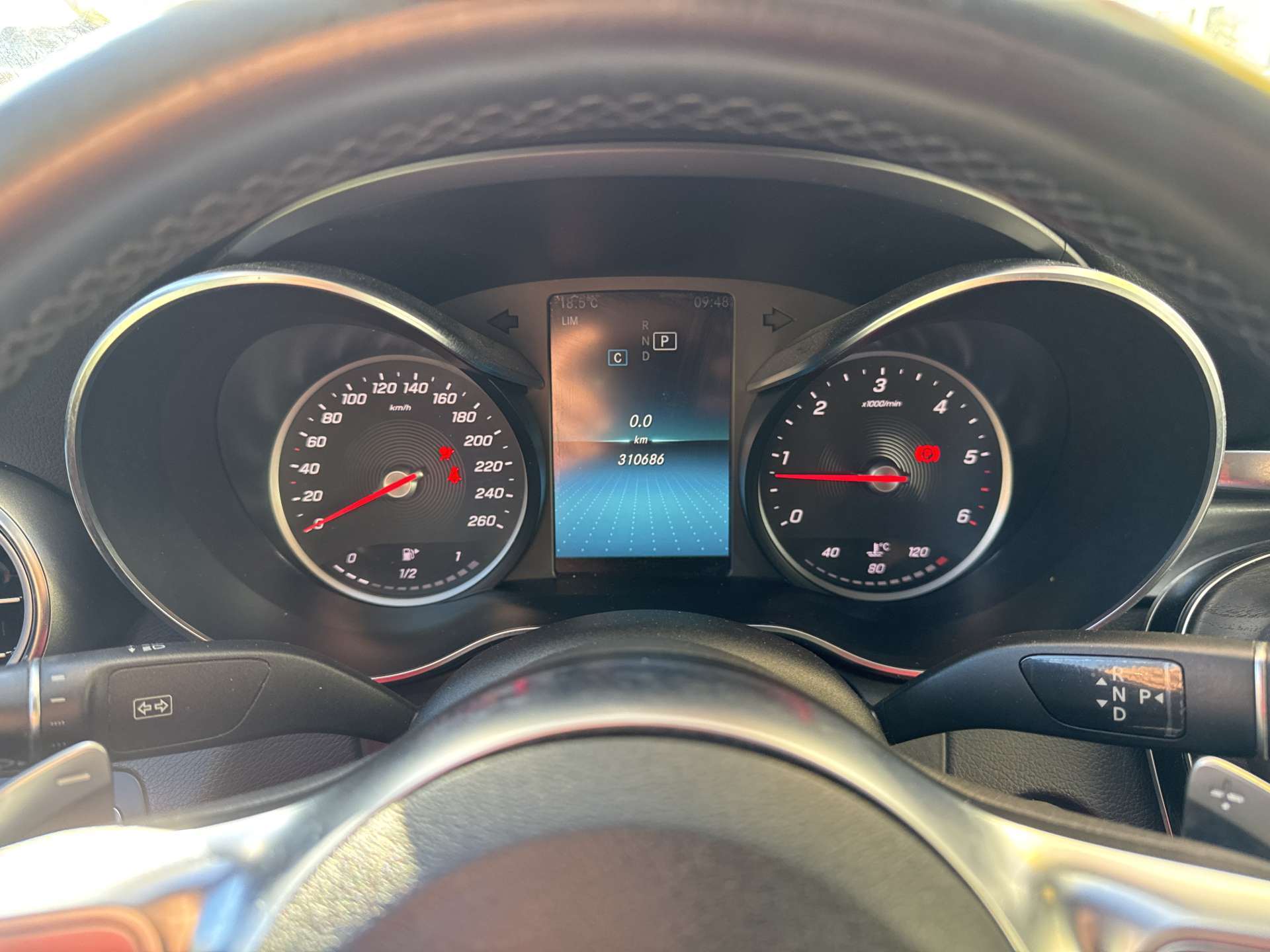 MERCEDES-BENZ C 220 d AMG Line G-Tronic Automat-image-11