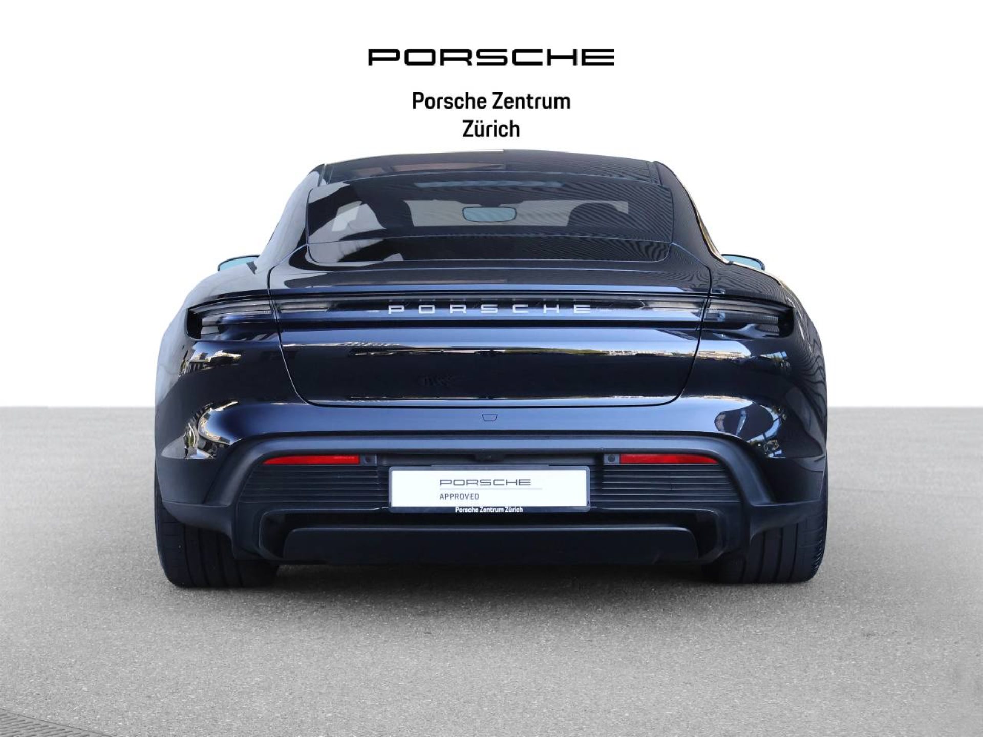 PORSCHE Taycan Turbo S-image-9