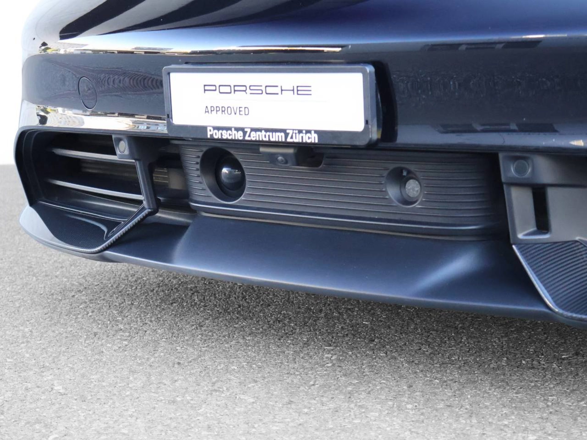 PORSCHE Taycan Turbo S-image-34