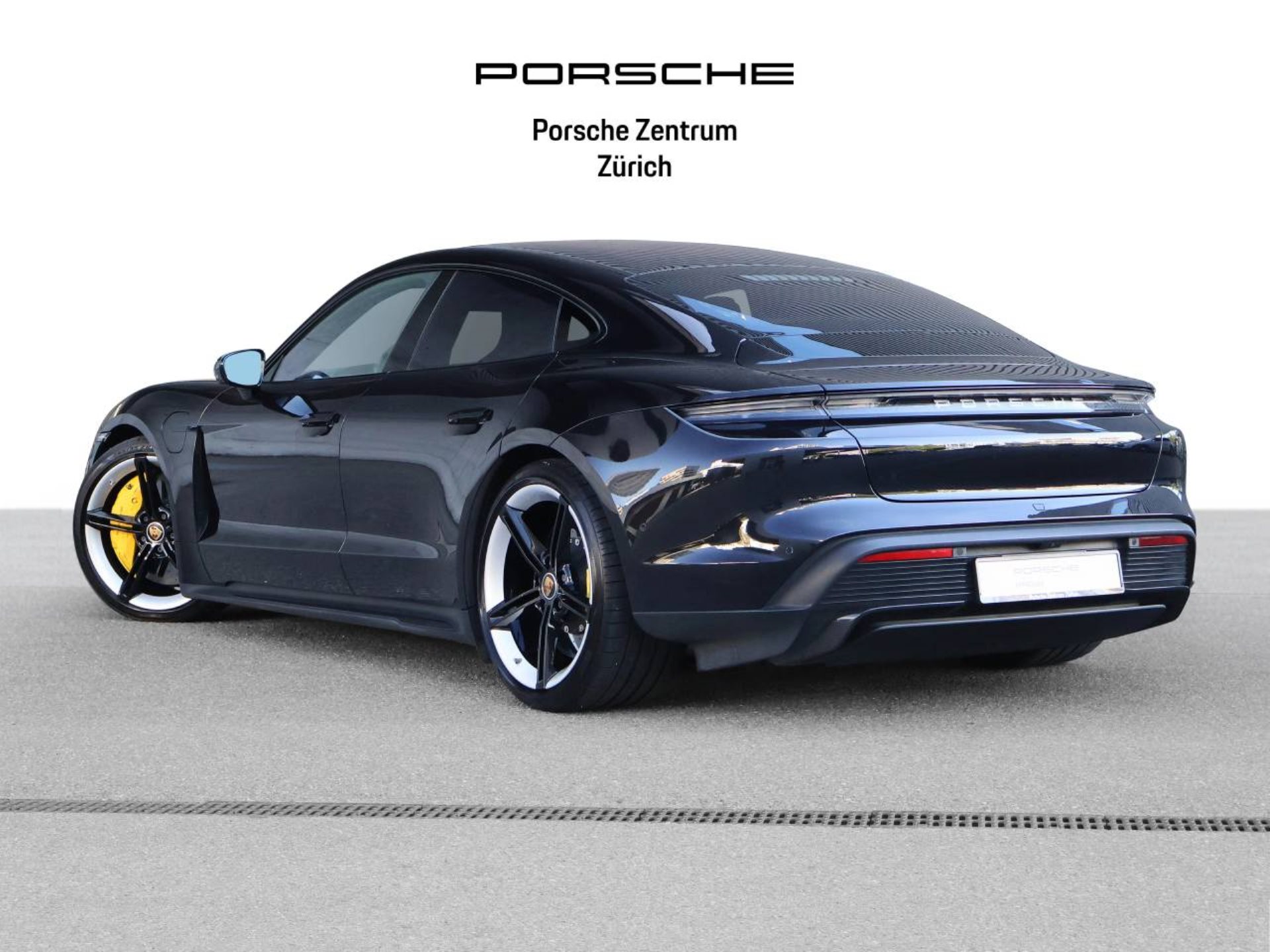 PORSCHE Taycan Turbo S-image-2