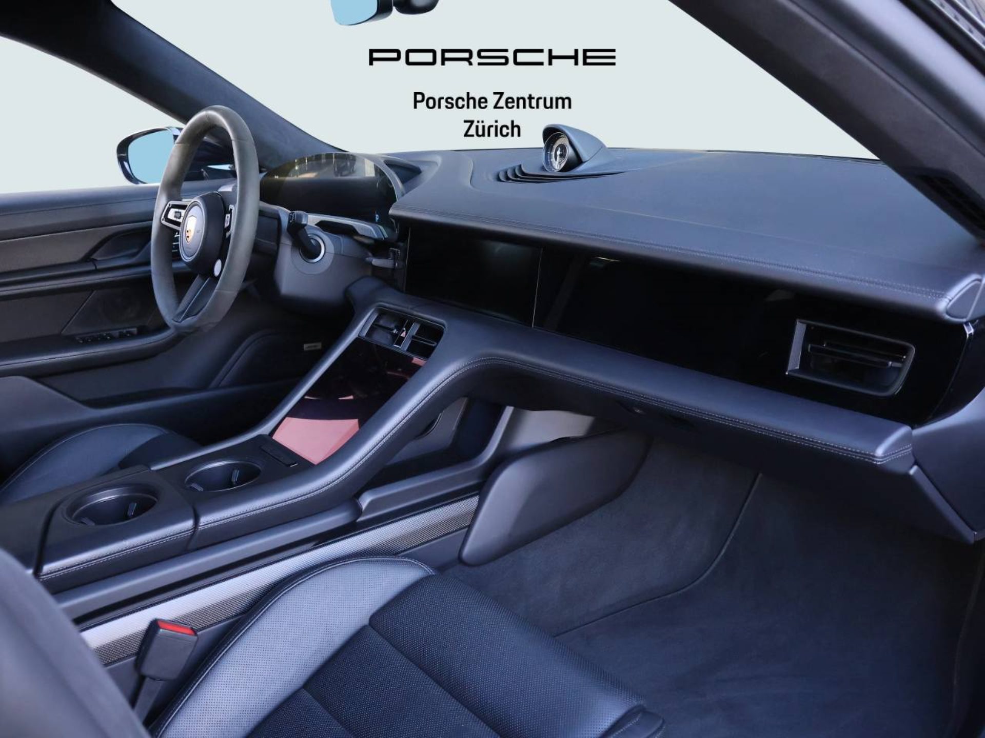 PORSCHE Taycan Turbo S-image-12