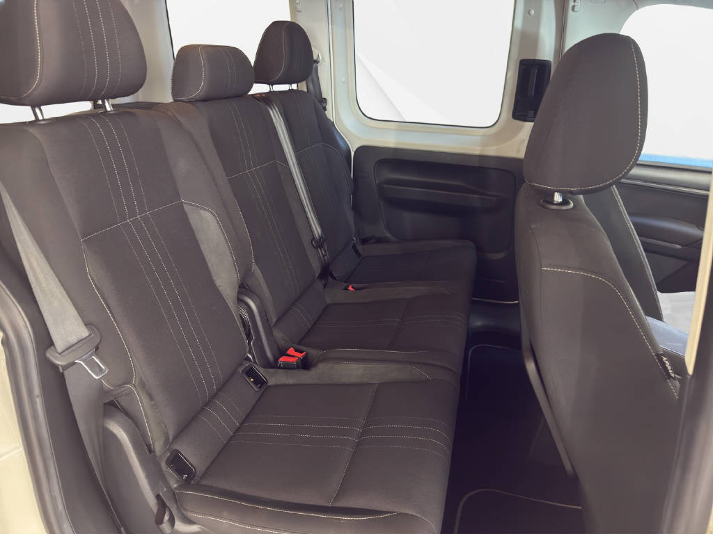 VW Caddy Alltrack 2.0 TDI 4m-image-7