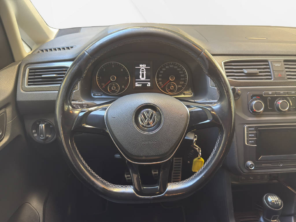 VW Caddy Alltrack 2.0 TDI 4m-image-5