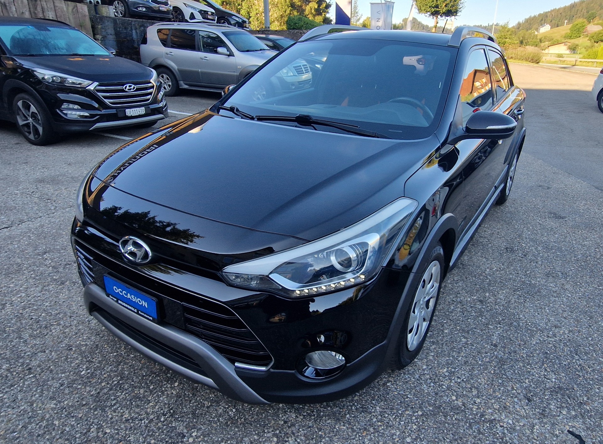 HYUNDAI i20 Active 1.0 T-GDi Amplia-image-0
