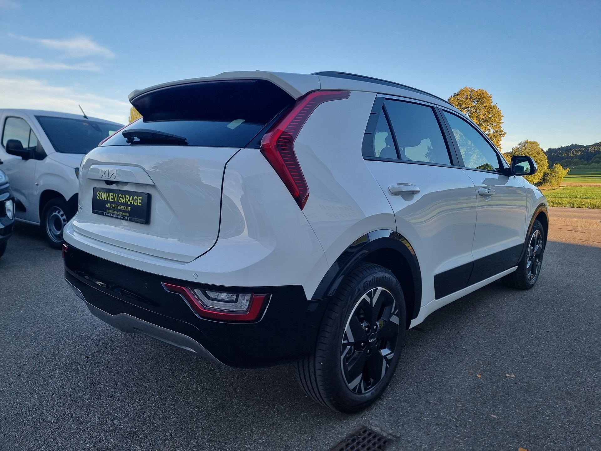 KIA Niro EV 64,8 kWh Power Edition-image-11