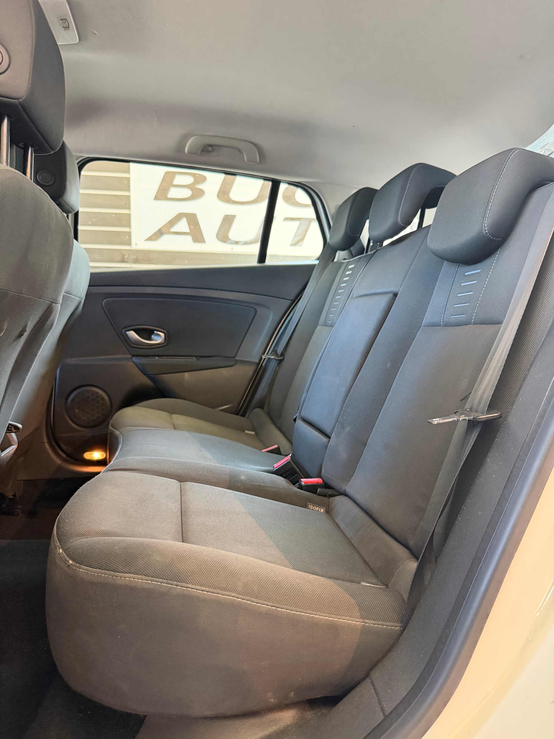 RENAULT Mégane Grandtour 1.5 dCi Expression-image-7