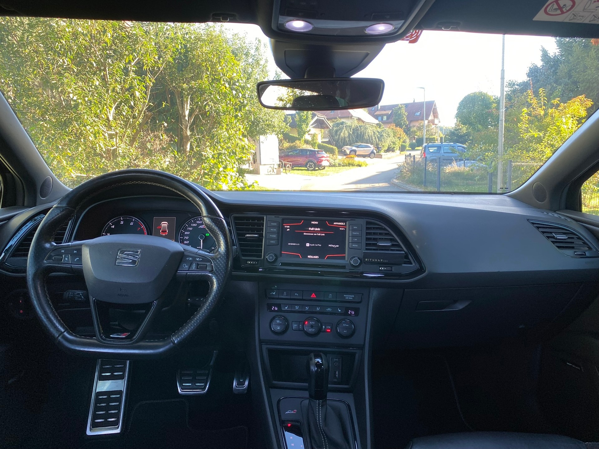 SEAT 2.0 TSI 290 Cupra DSG-image-3