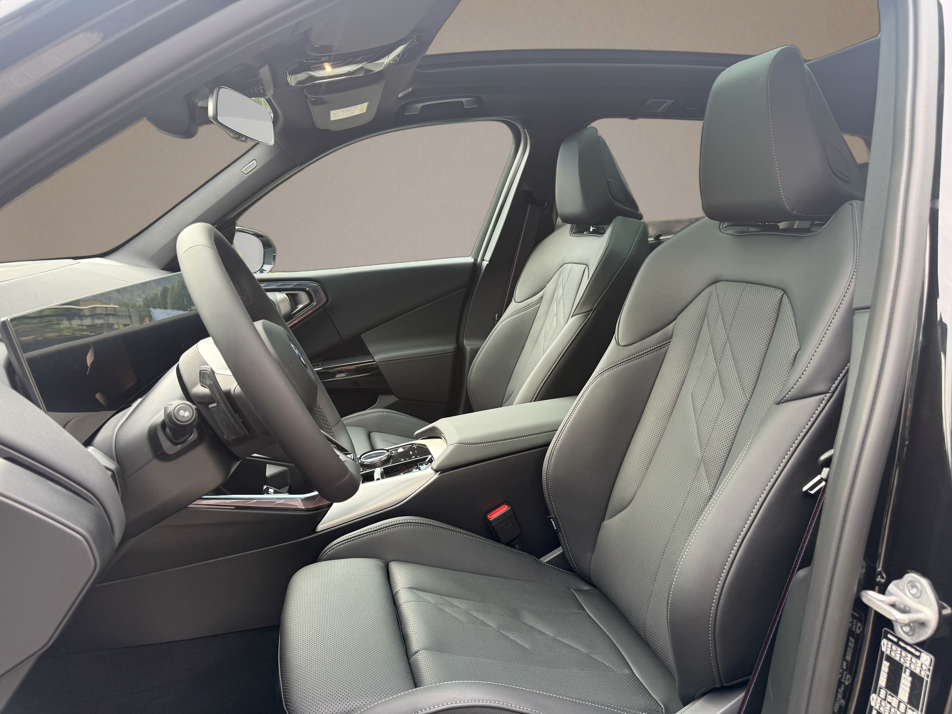 BMW X3 xDrive 30e M Sport Pro-image-15