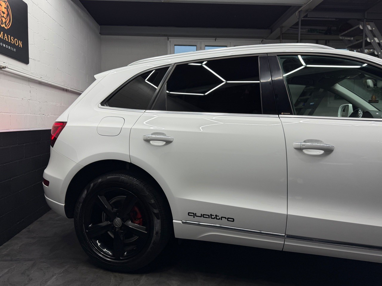 AUDI Q5 2.0 TDI quattro | 4x4 | CH-Auto | Dachreling | Tempomat | PDC | Garantie-image-9