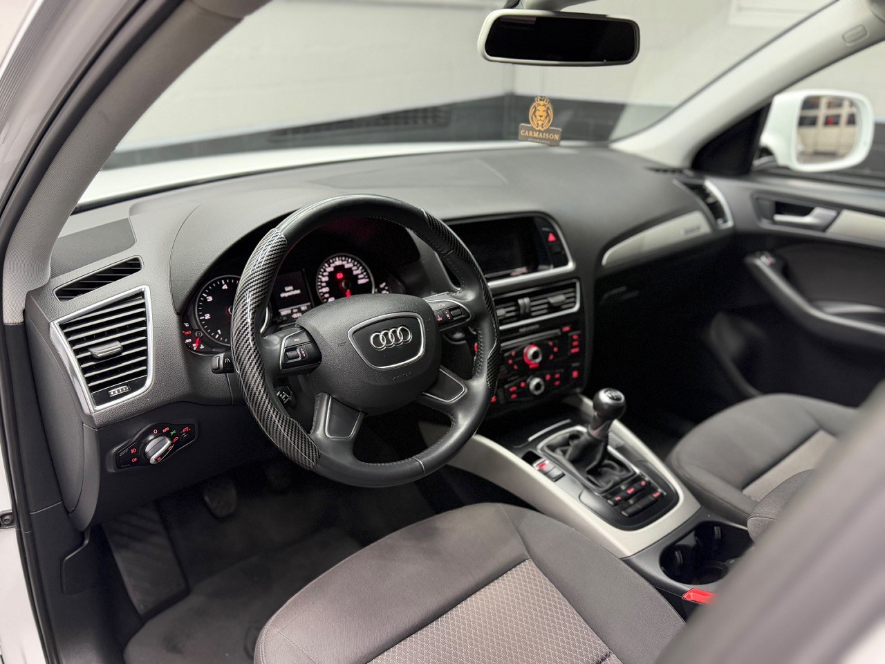 AUDI Q5 2.0 TDI quattro | 4x4 | CH-Auto | Dachreling | Tempomat | PDC | Garantie-image-13