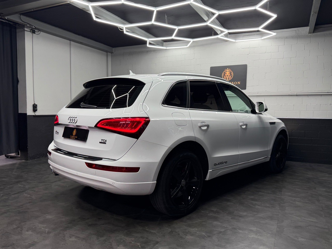 AUDI Q5 2.0 TDI quattro | 4x4 | CH-Auto | Dachreling | Tempomat | PDC | Garantie-image-8