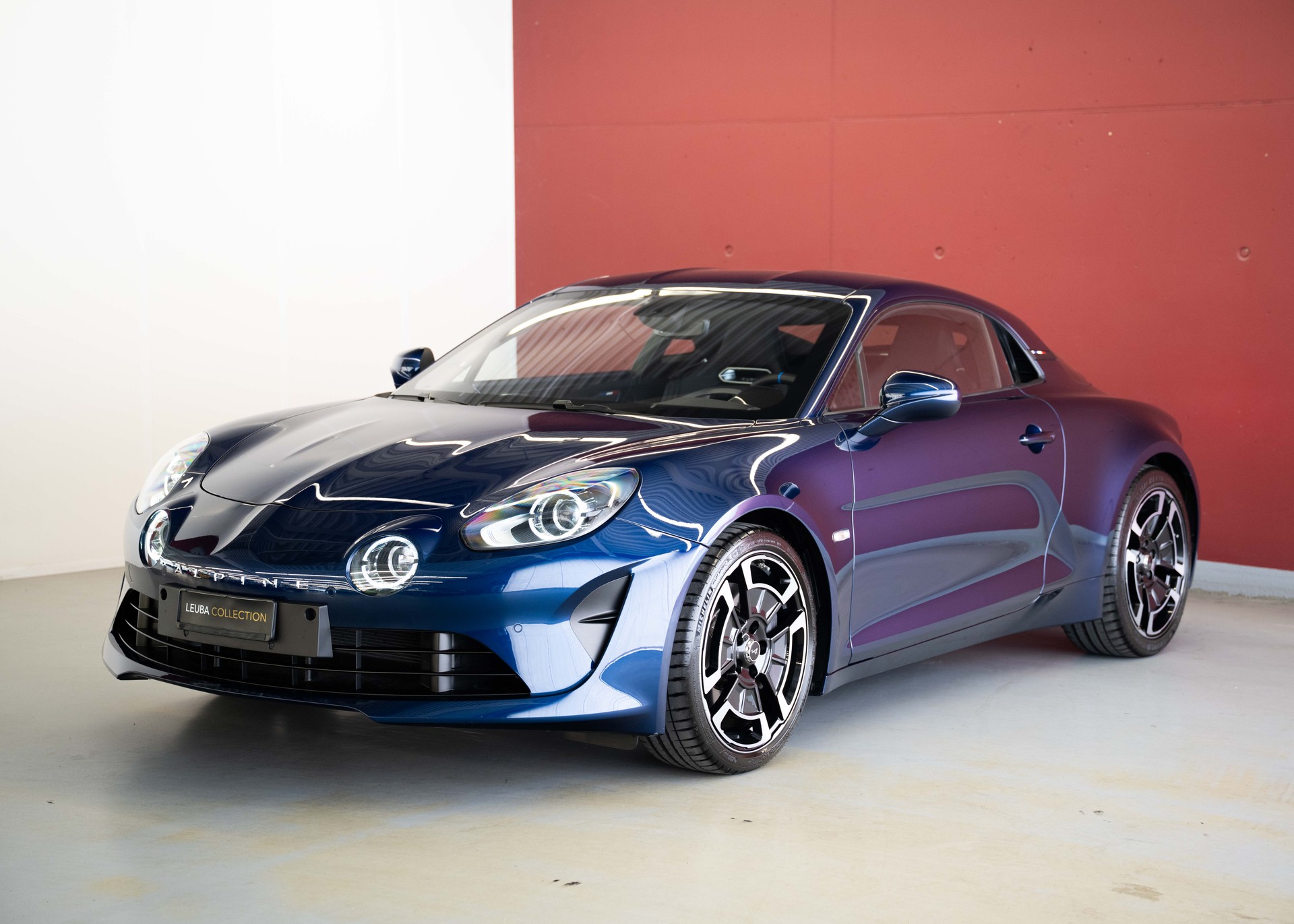 ALPINE Alpine A110 Lègende (Leasing 2.99%, 1st hand Swiss car, full Alpine history, 1st paint, mint condition)-image-4