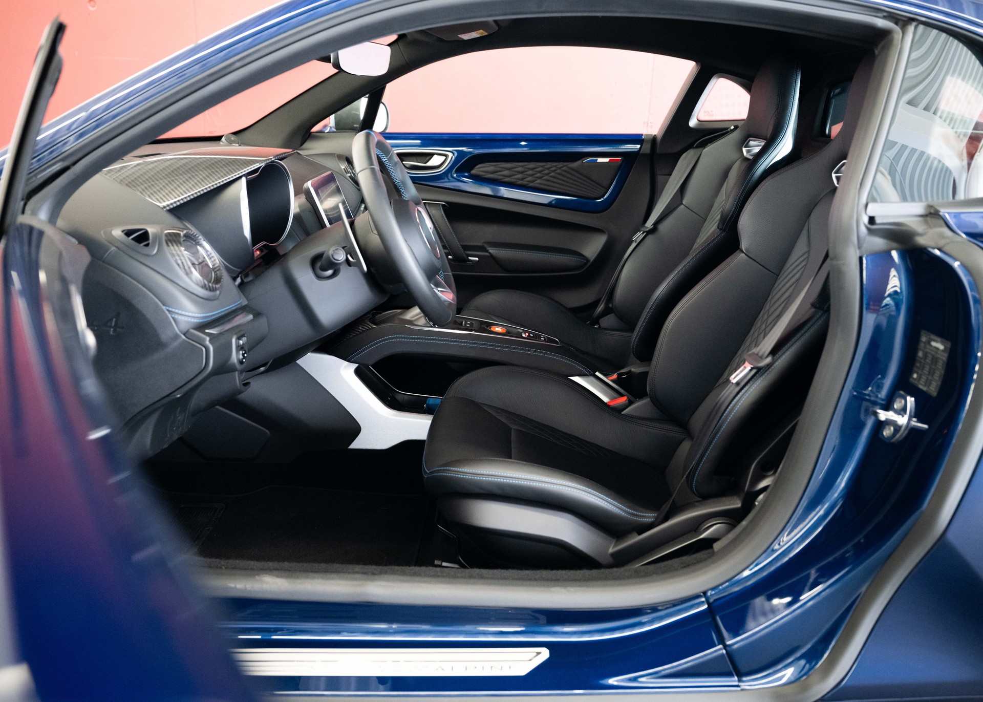 ALPINE Alpine A110 Lègende (Leasing 2.99%, 1st hand Swiss car, full Alpine history, 1st paint, mint condition)-image-18
