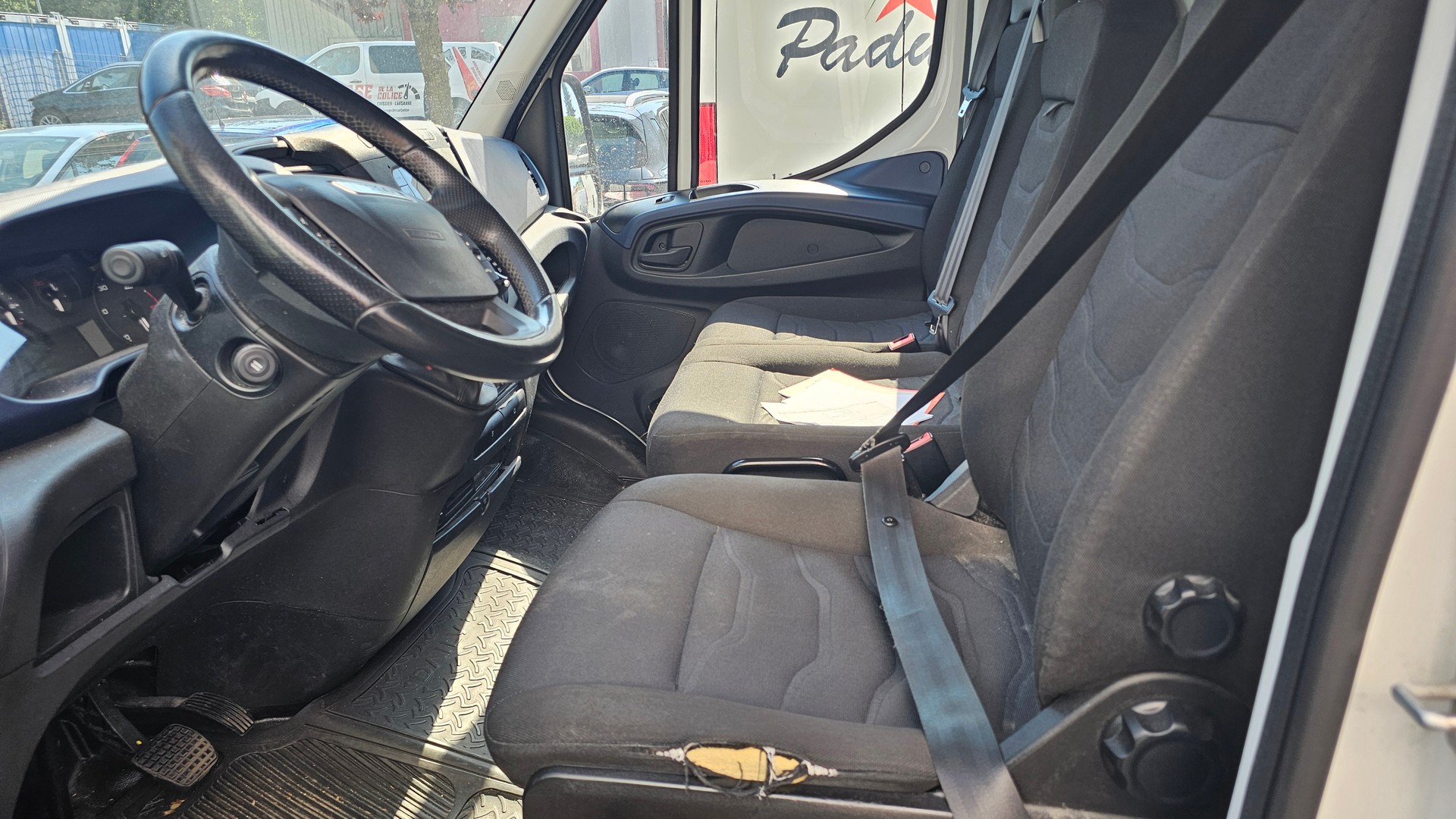 IVECO 35S 16 V-image-4