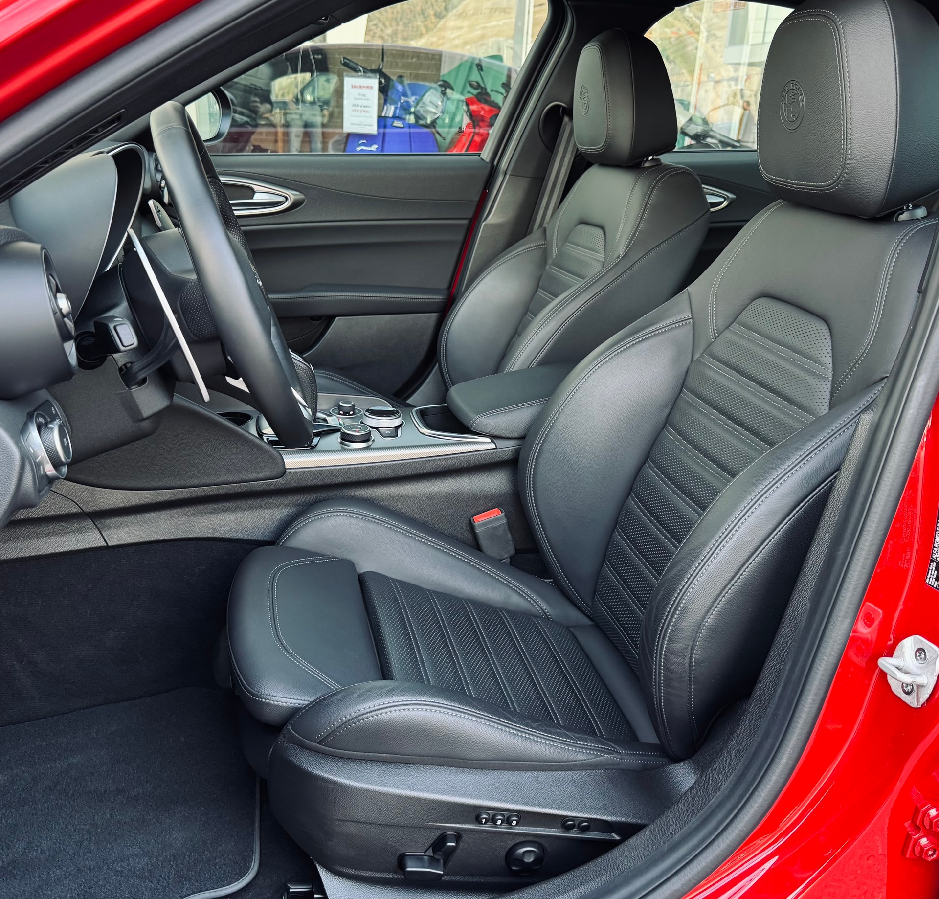 ALFA ROMEO Giulia 2.0 Sprint Edition Q4 AT8-image-7