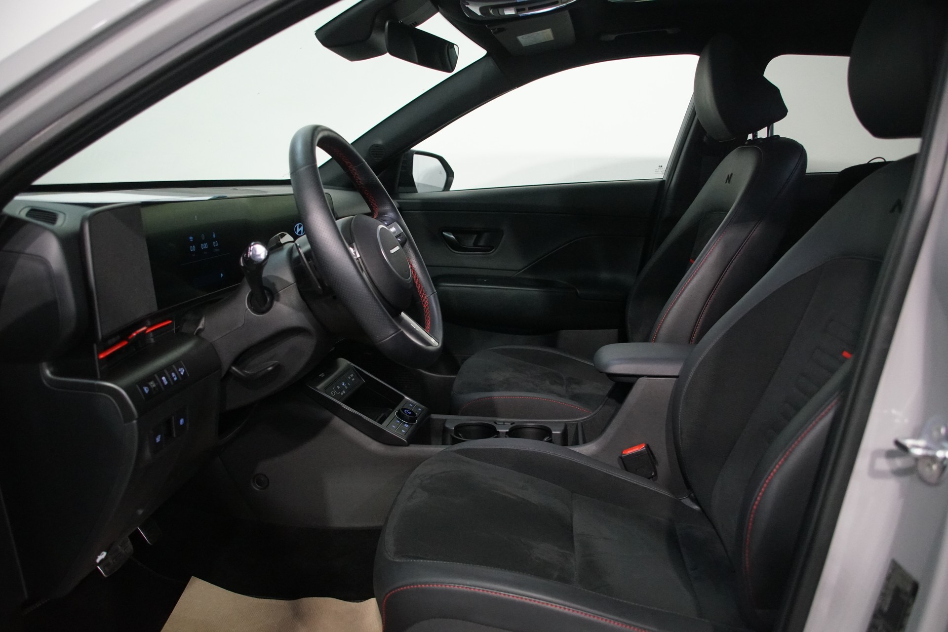 HYUNDAI Kona 1.6 T-GDi N Line 4WD DCT ++SWISS++-image-14