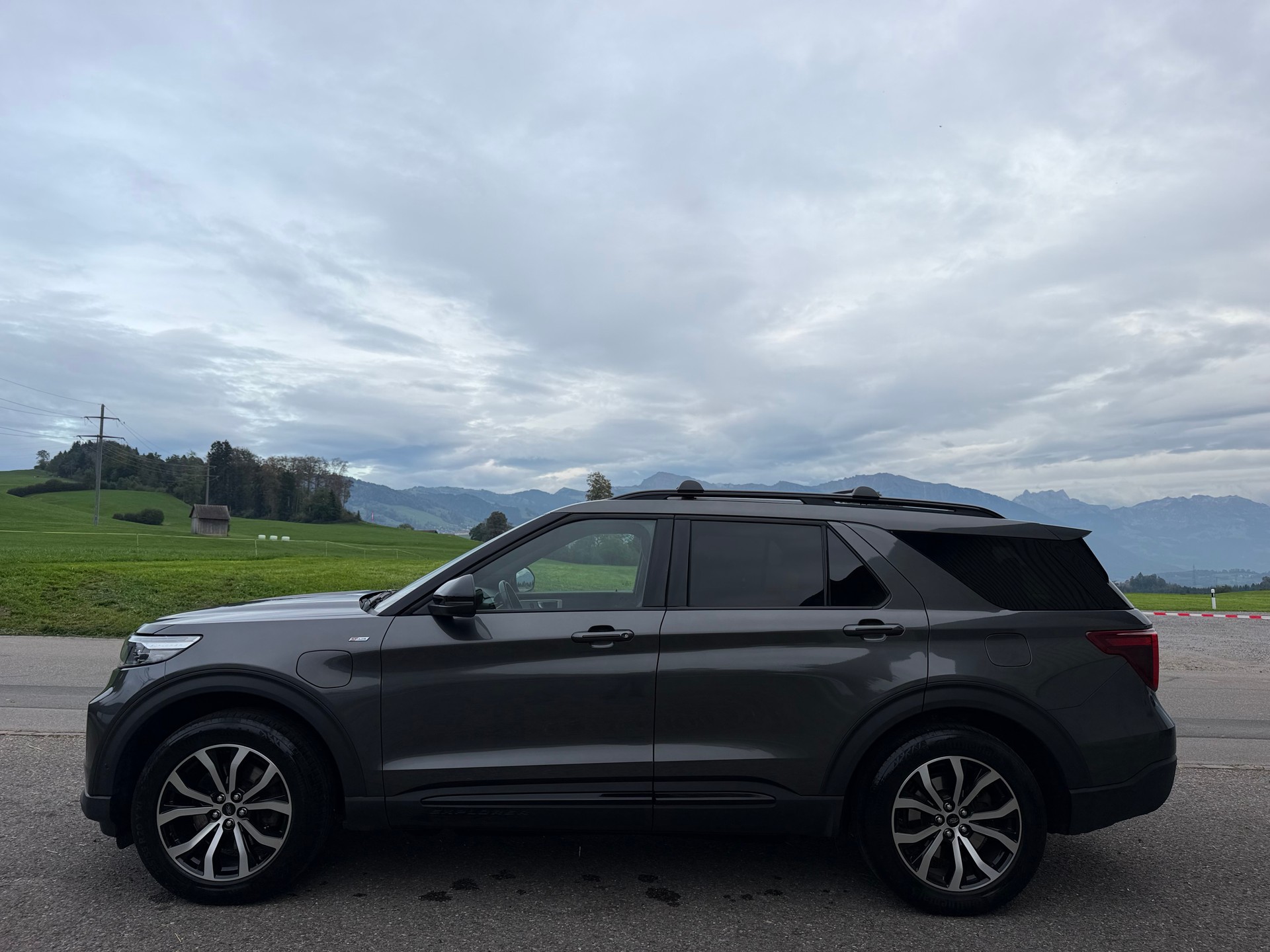 FORD Explorer 3.0 EcoB. Plug-in-Hybrid ST-Line 4WD Aut.-image-0