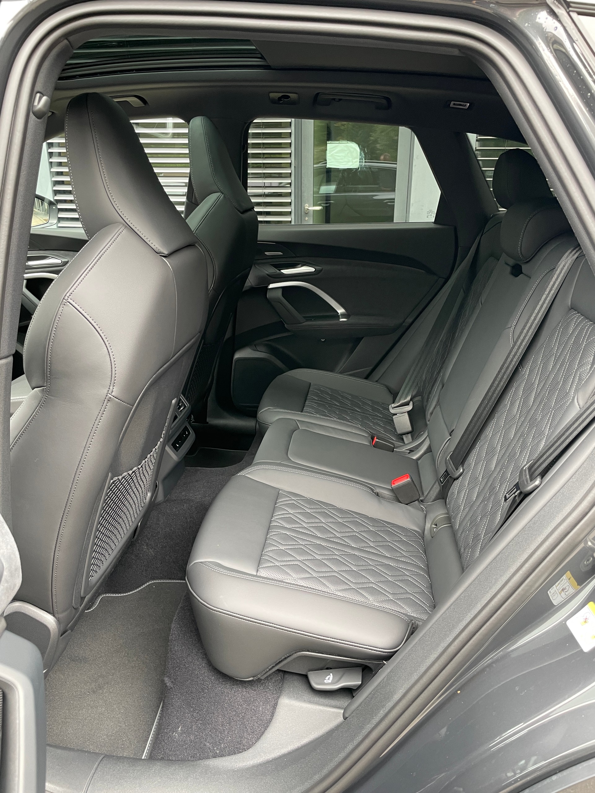 AUDI SQ5 TFSI quattro S-tronic, Modell 2027-image-13
