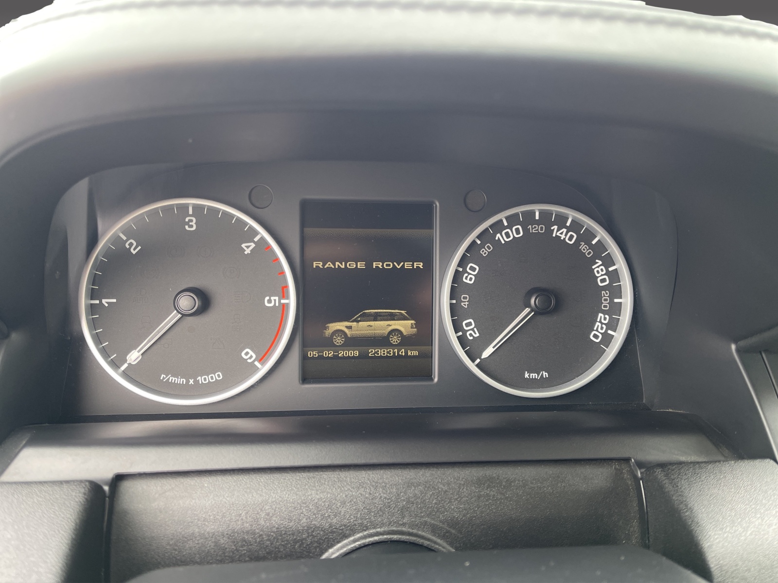 LAND ROVER Range Rover Sport 3.0 TDV6 SE Automatic-image-10
