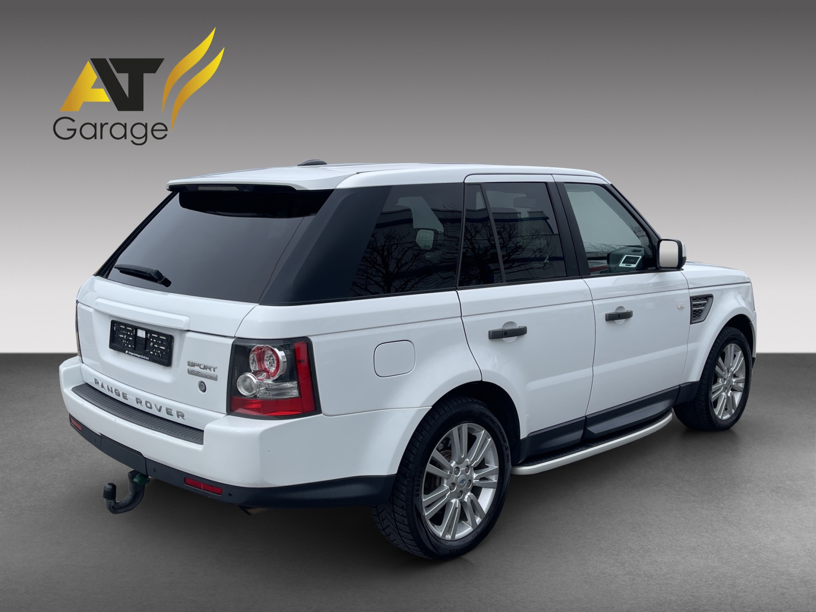 LAND ROVER Range Rover Sport 3.0 TDV6 SE Automatic-image-5