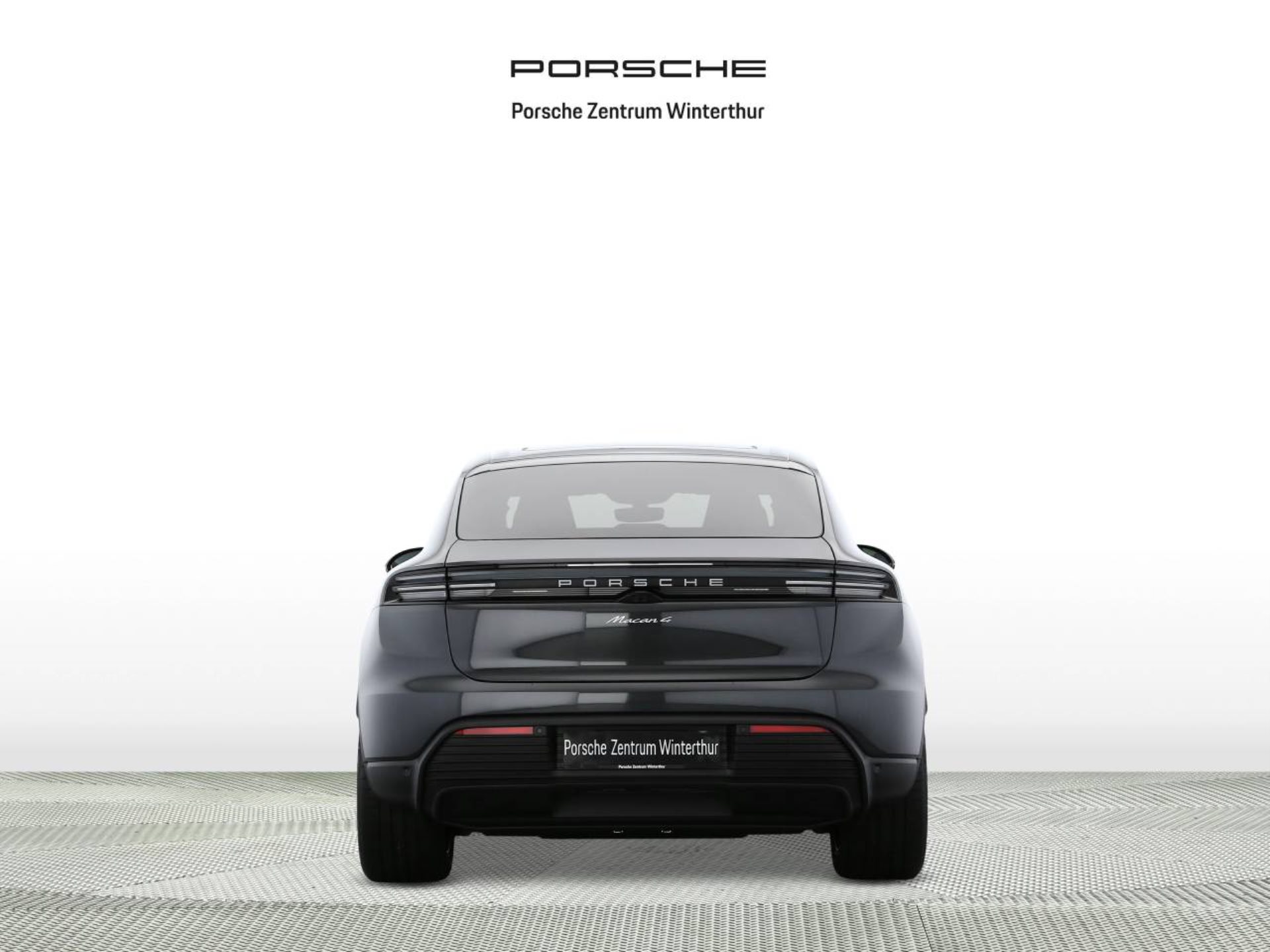 PORSCHE Macan 4-image-6