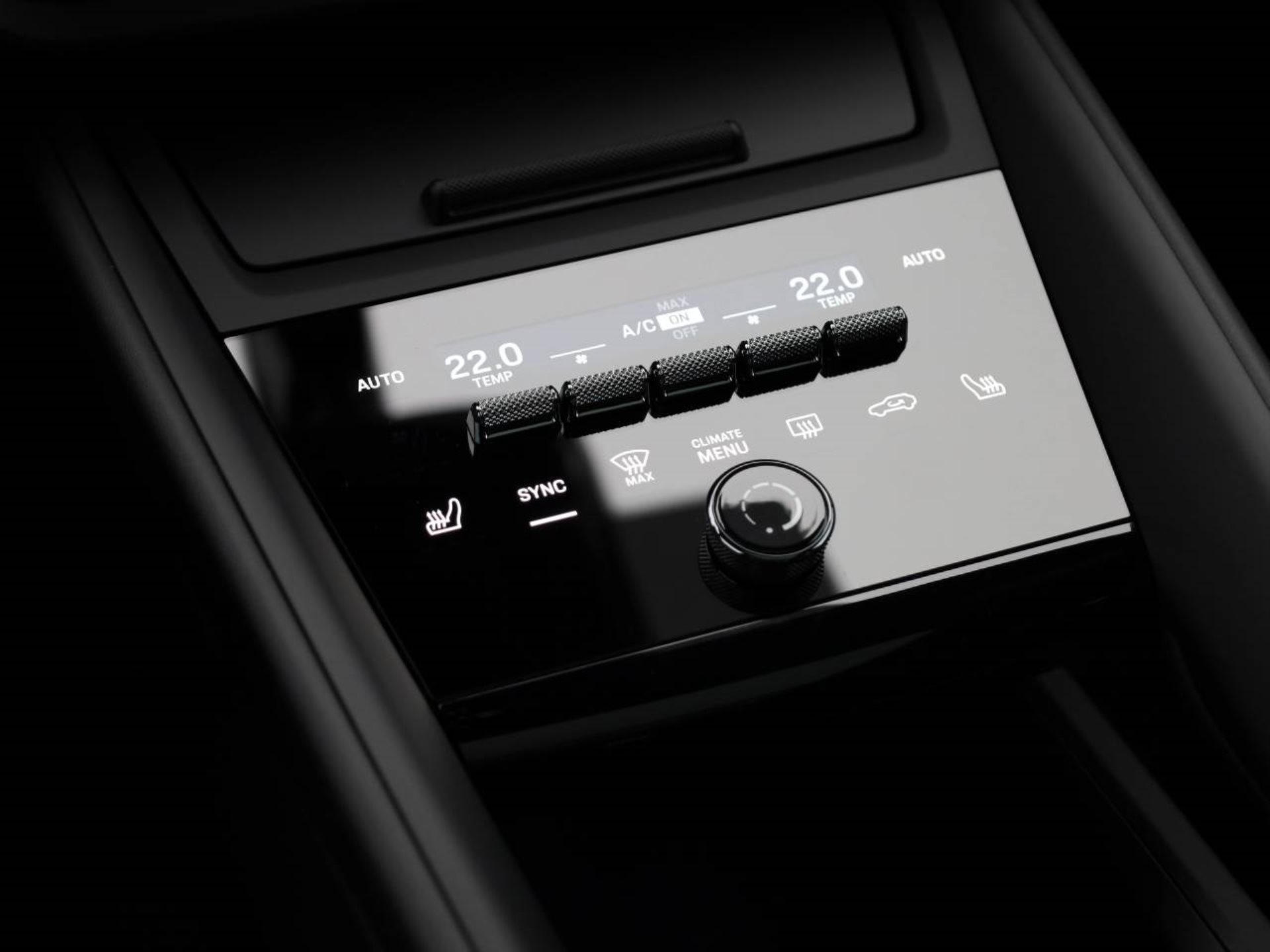 PORSCHE Macan 4-image-11