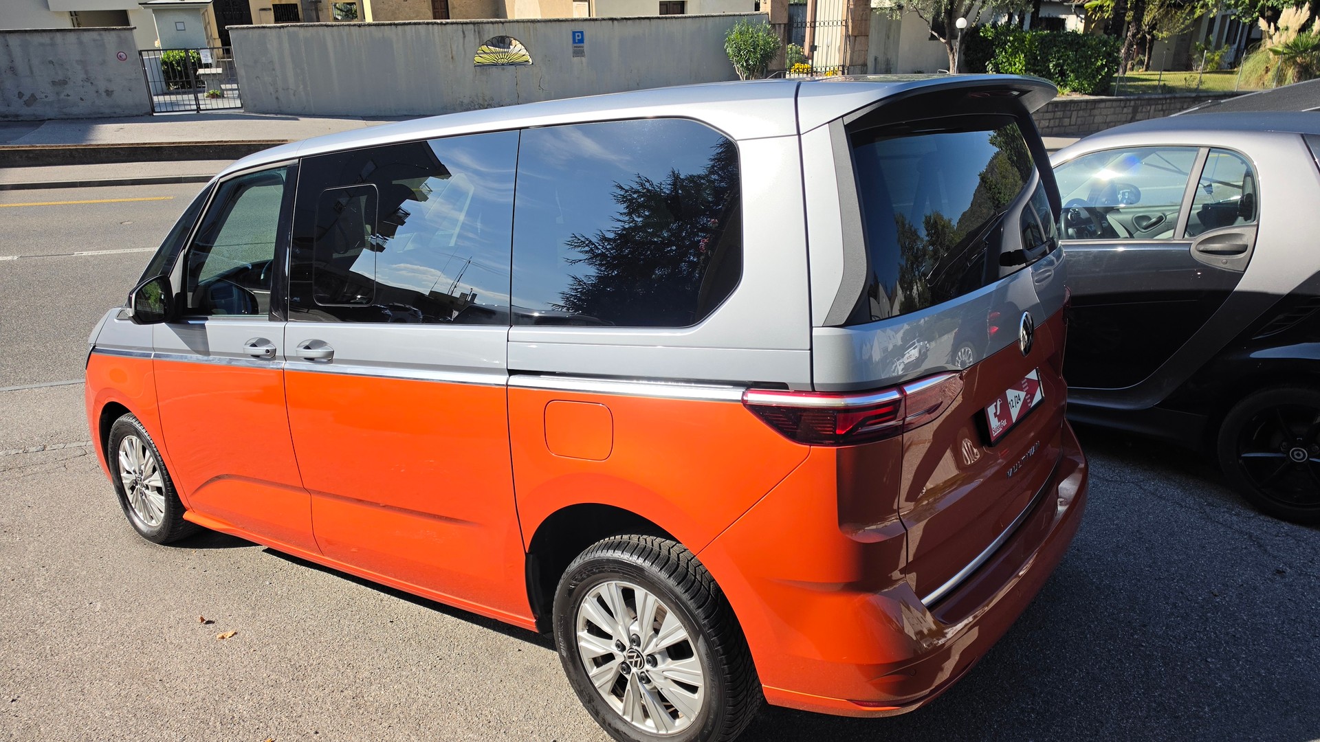VW Multivan 2.0 TSI DSG-image-3
