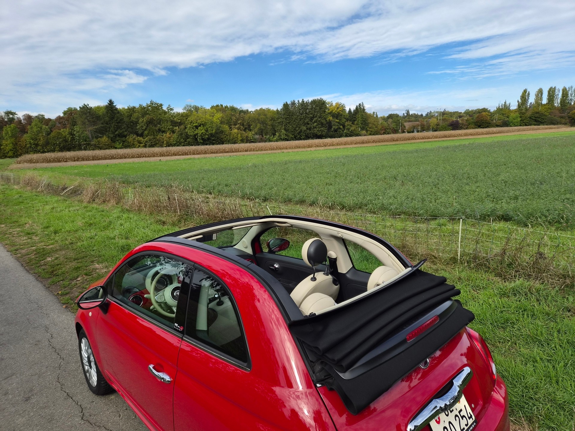 FIAT 500 TwinAir Cabrio-image-3