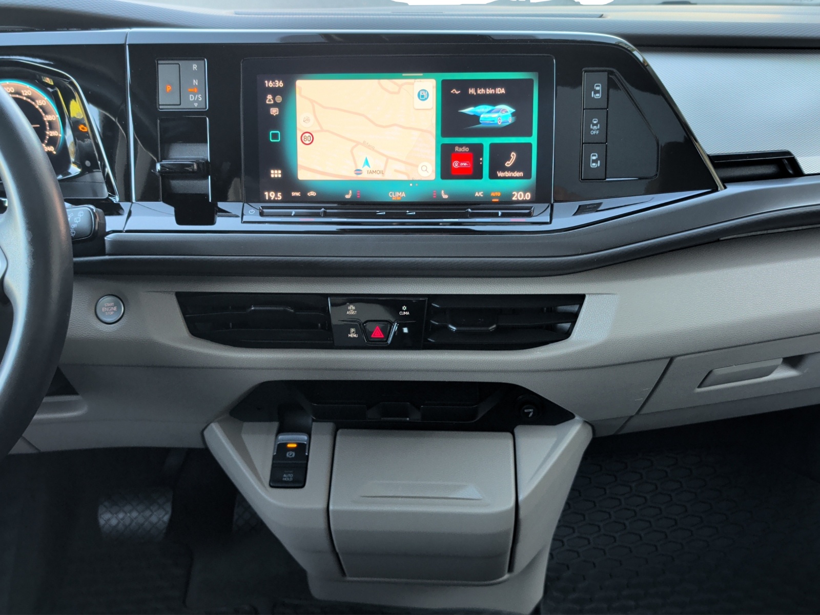 VW Multivan 2.0 TDI DSG-image-10
