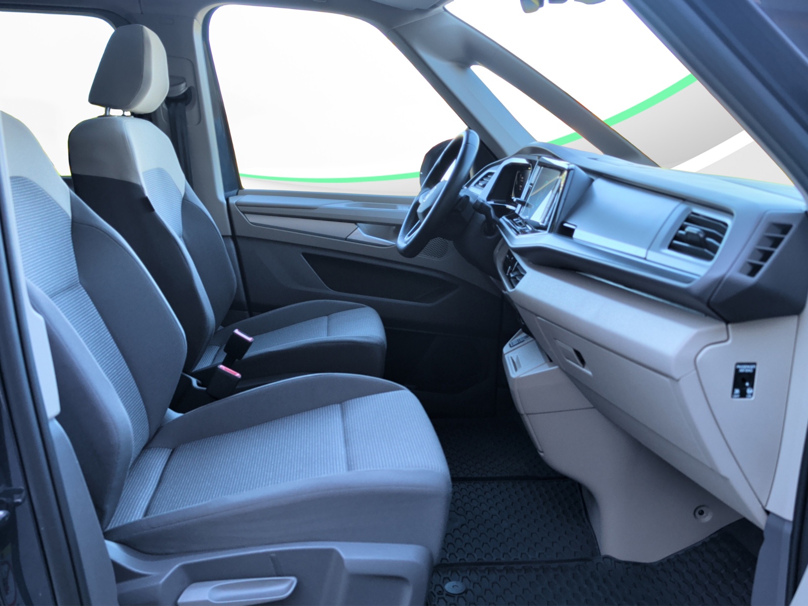 VW Multivan 2.0 TDI DSG-image-12