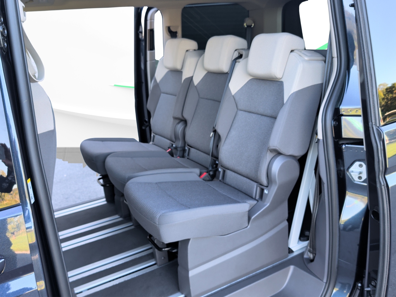 VW Multivan 2.0 TDI DSG-image-13