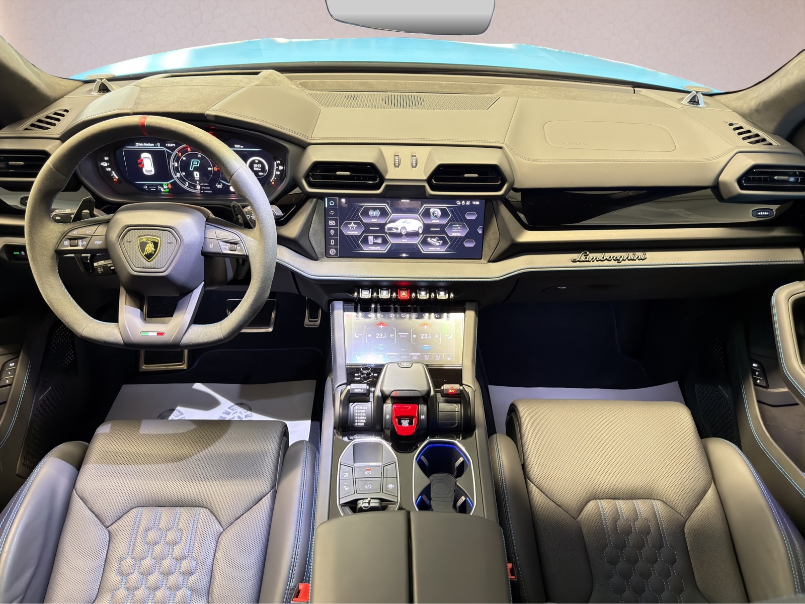 LAMBORGHINI Urus SE-image-3