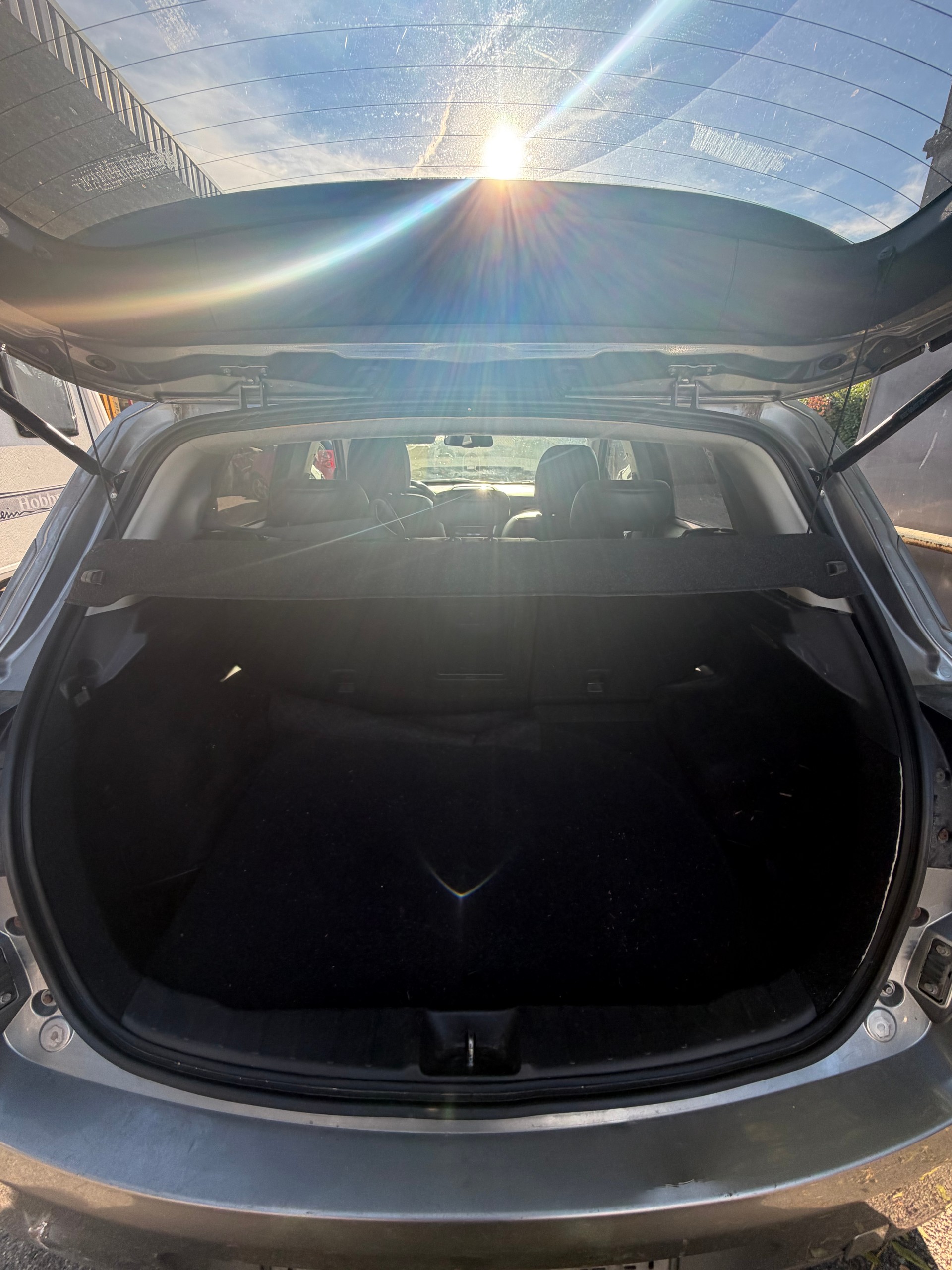 PEUGEOT 4008 1.6 HDi Allure 4WD-image-12