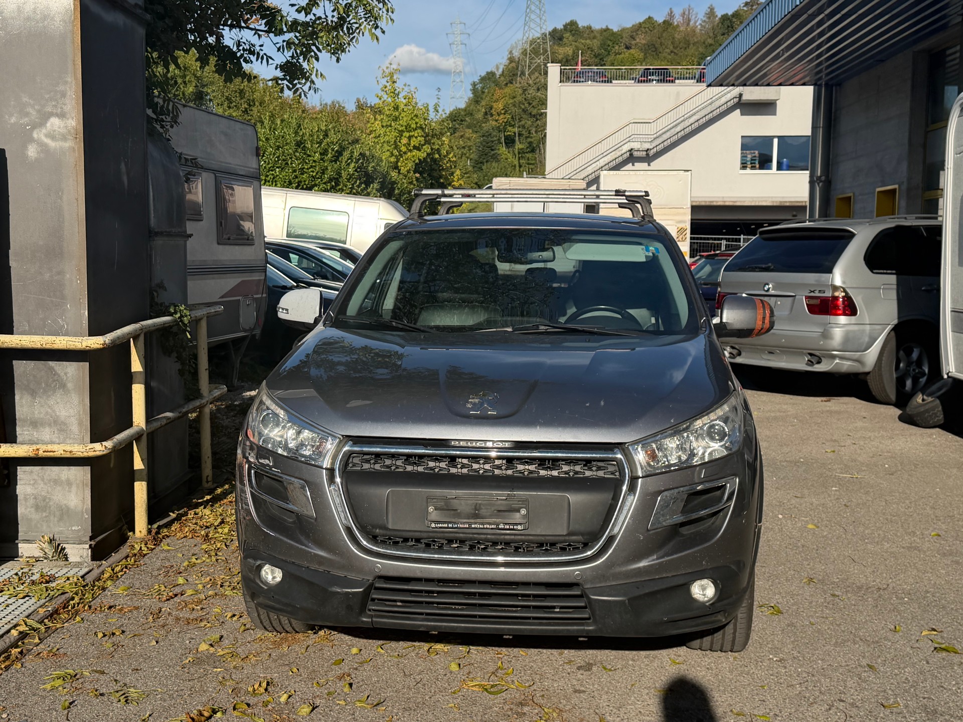 PEUGEOT 4008 1.6 HDi Allure 4WD-image-13