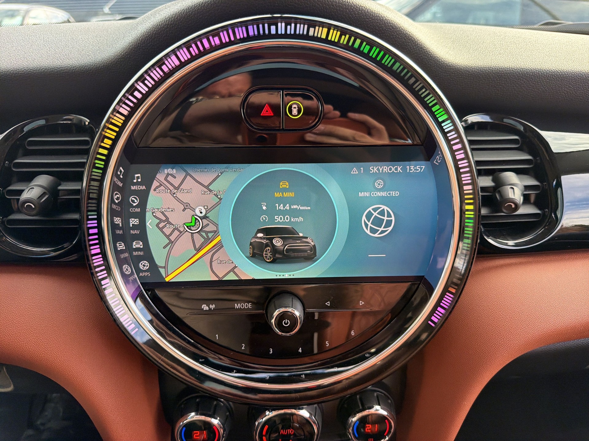 MINI Cooper SE-image-10