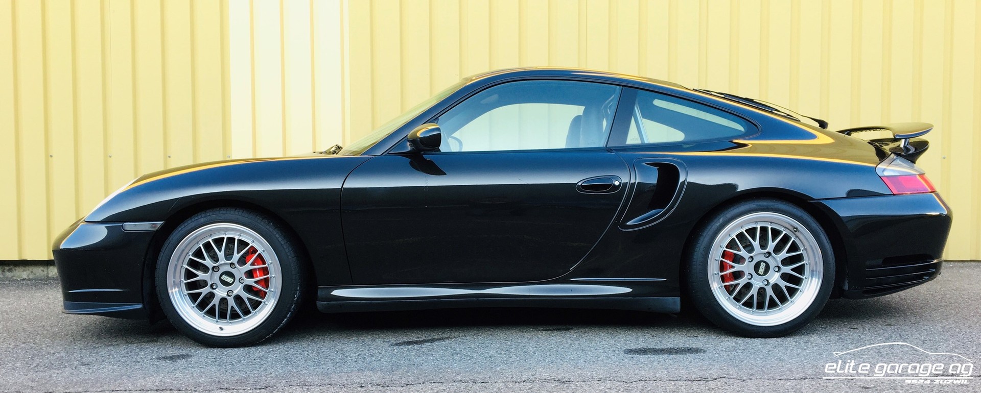 PORSCHE 911 Turbo-image-3