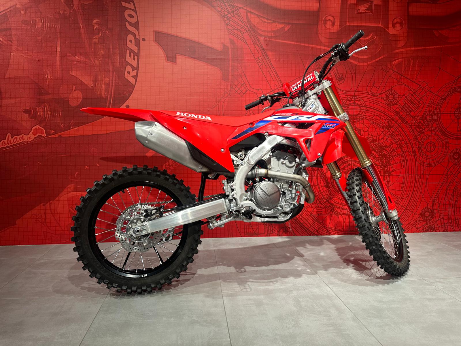 HONDA CRF250 NEU 2024-showroom-element-2