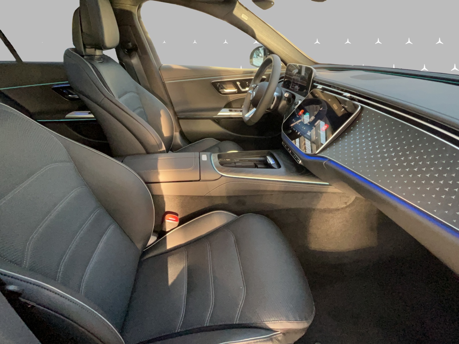 MERCEDES-BENZ E 220 d T 4Matic 9G-Tronic-image-10