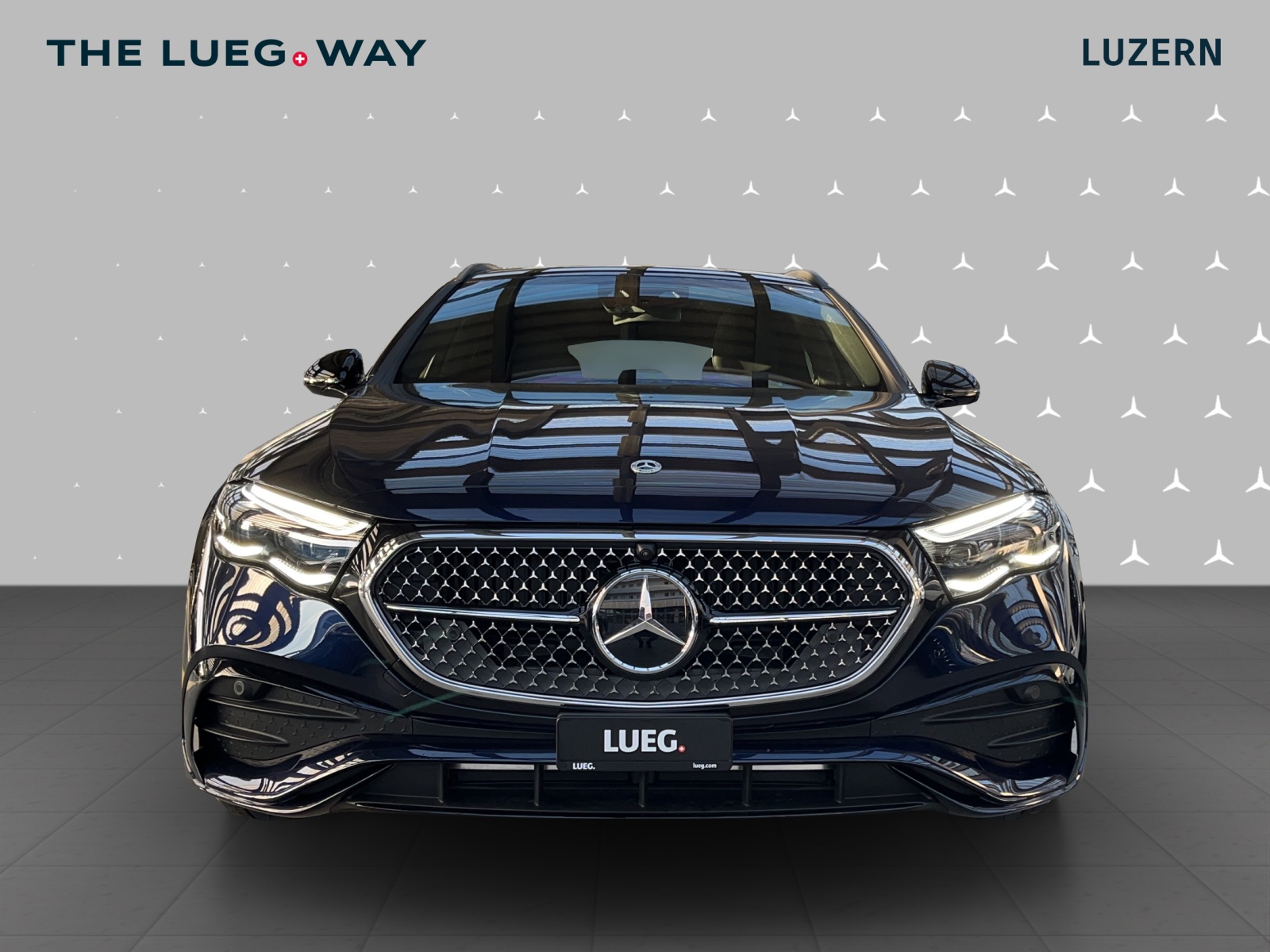 MERCEDES-BENZ E 220 d T 4Matic 9G-Tronic-image-2