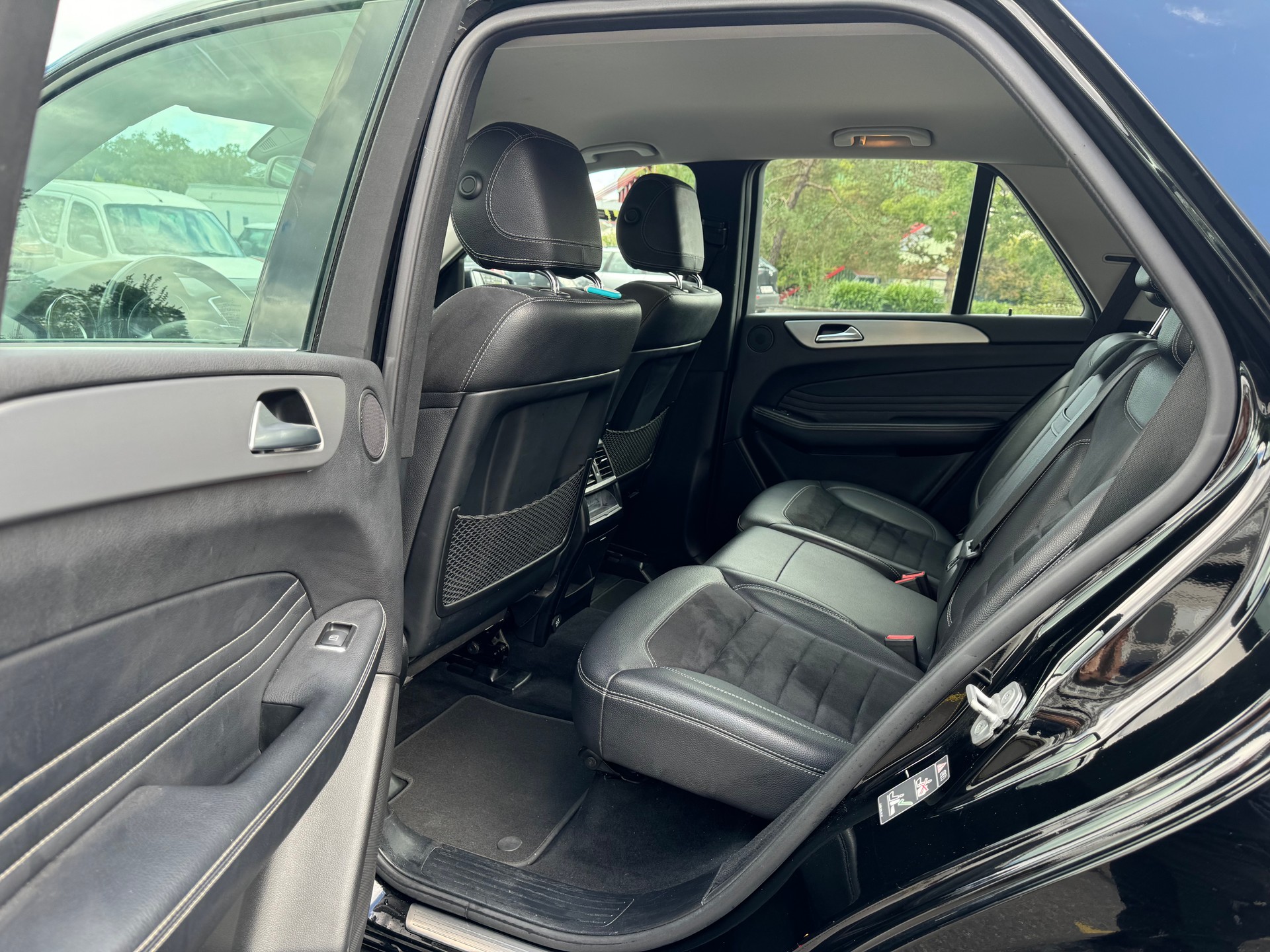 MERCEDES-BENZ ML 250 BlueTEC Edition 4Matic 7G-Tronic-image-10