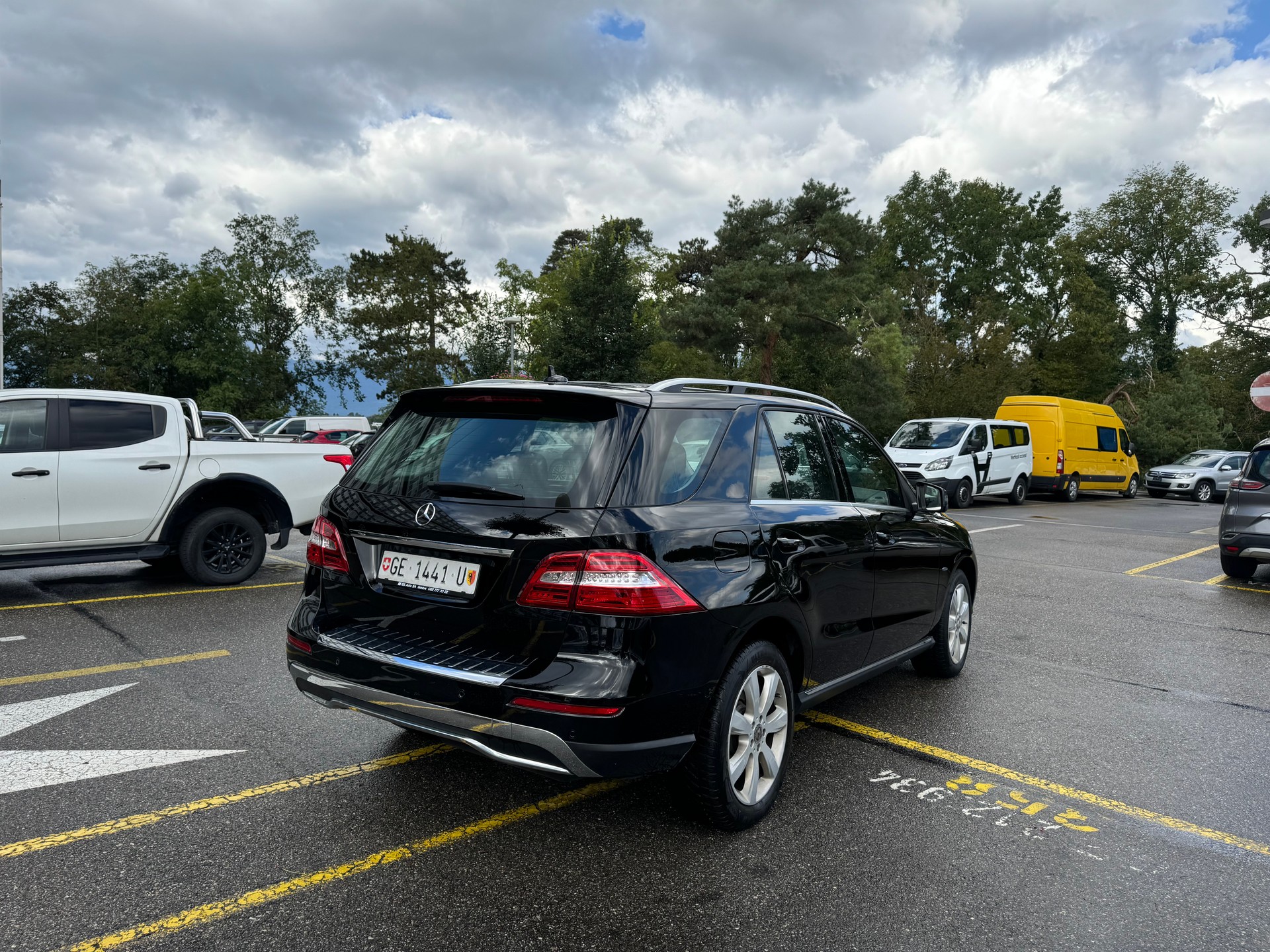 MERCEDES-BENZ ML 250 BlueTEC Edition 4Matic 7G-Tronic-image-8